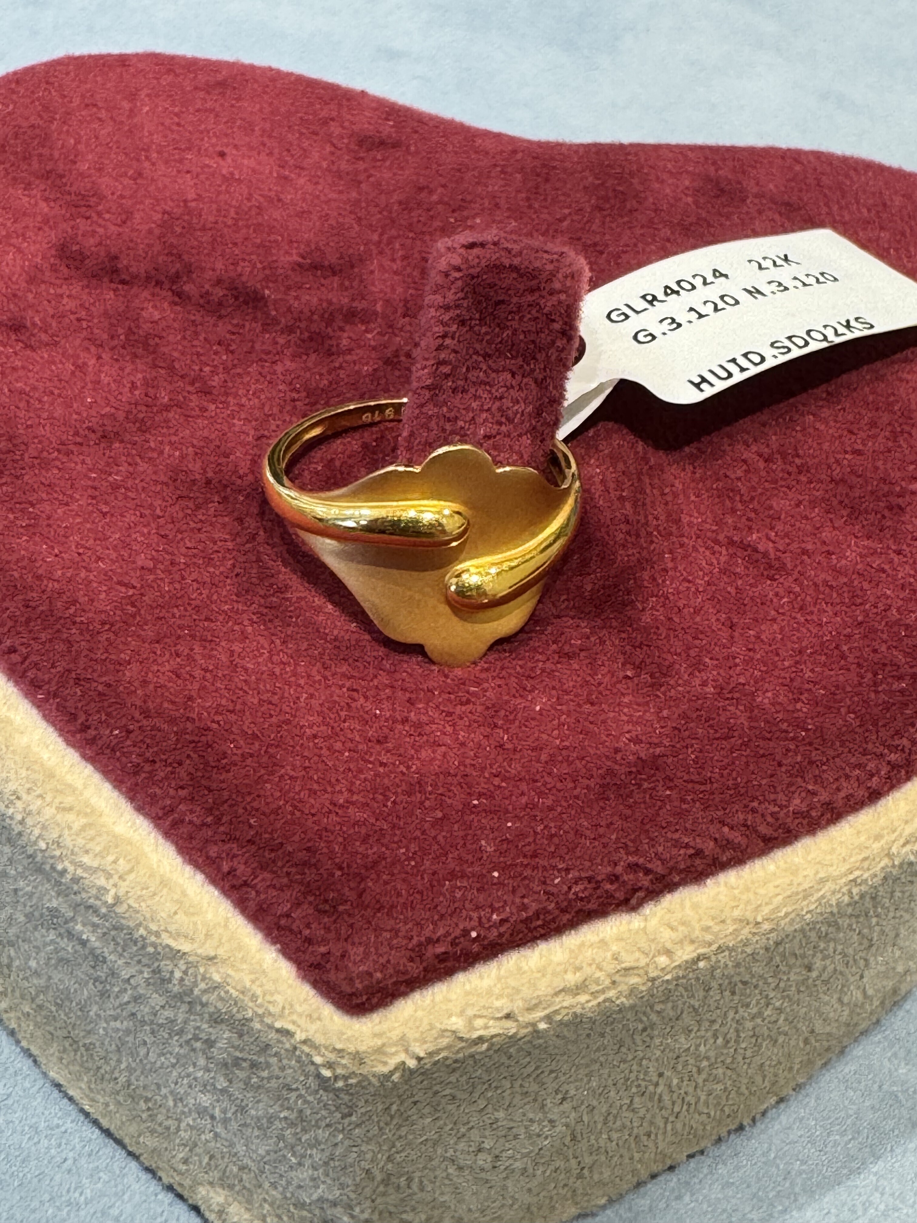 Ladies Rings