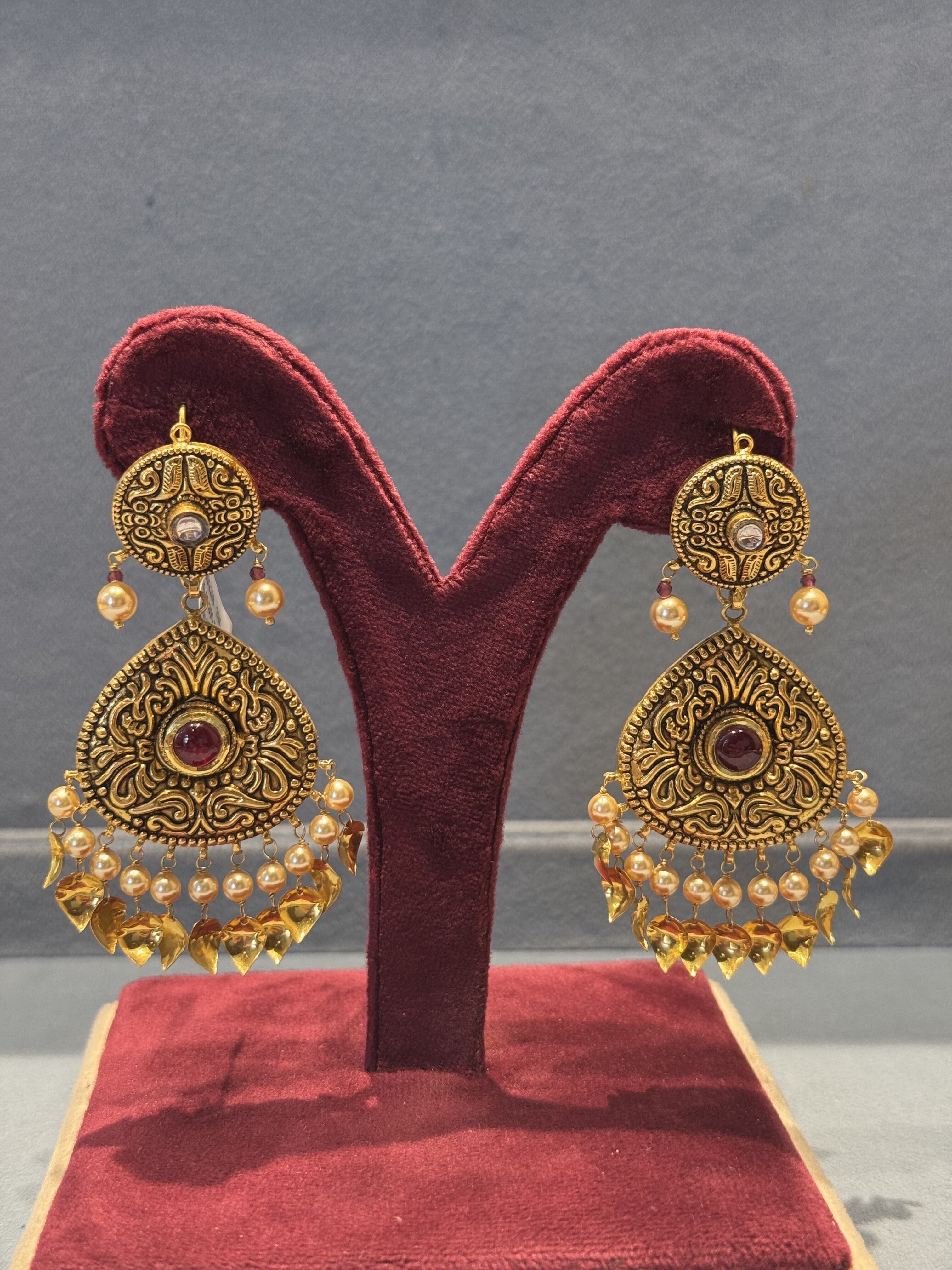 Danglers