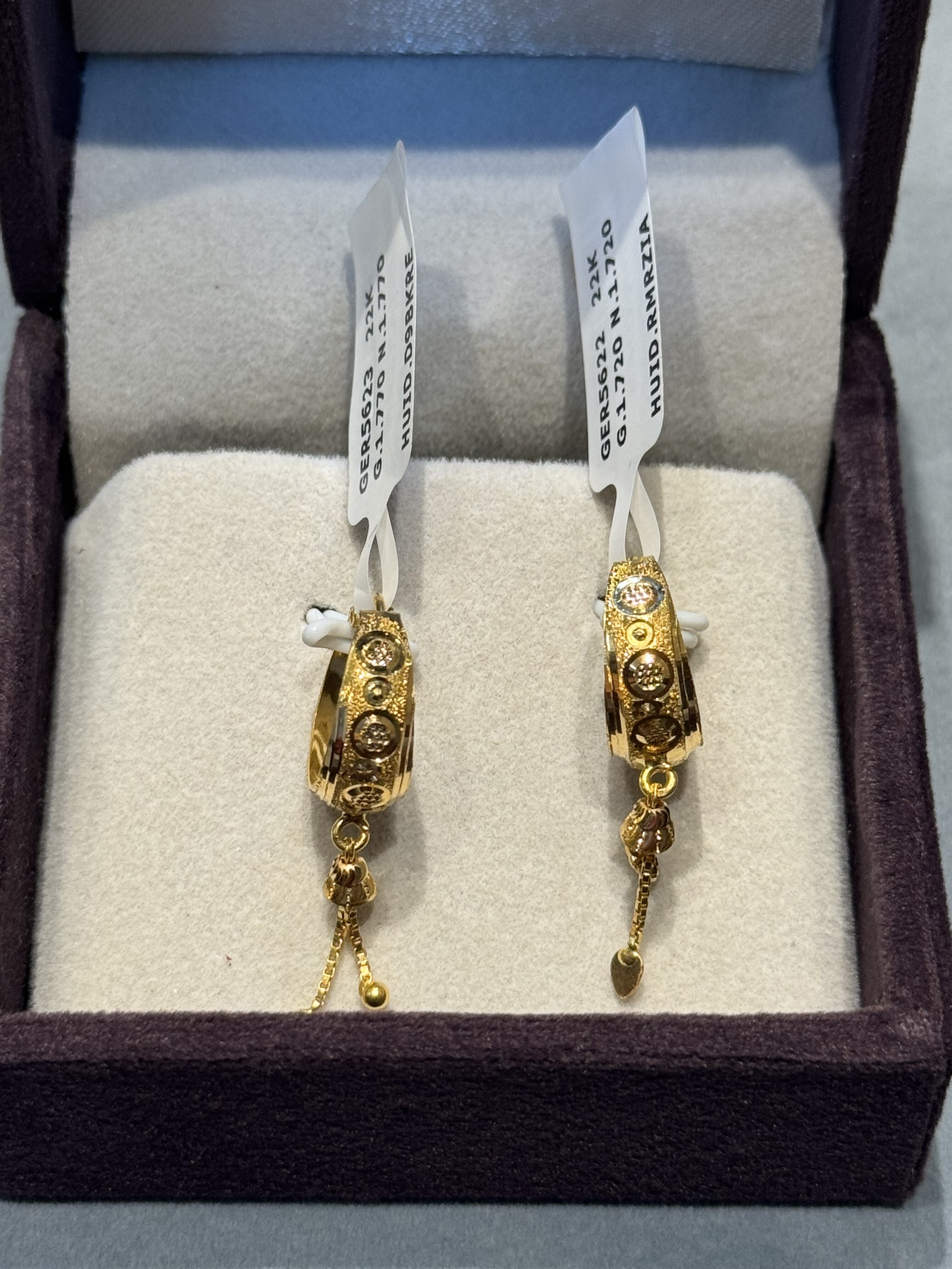 Ear rings