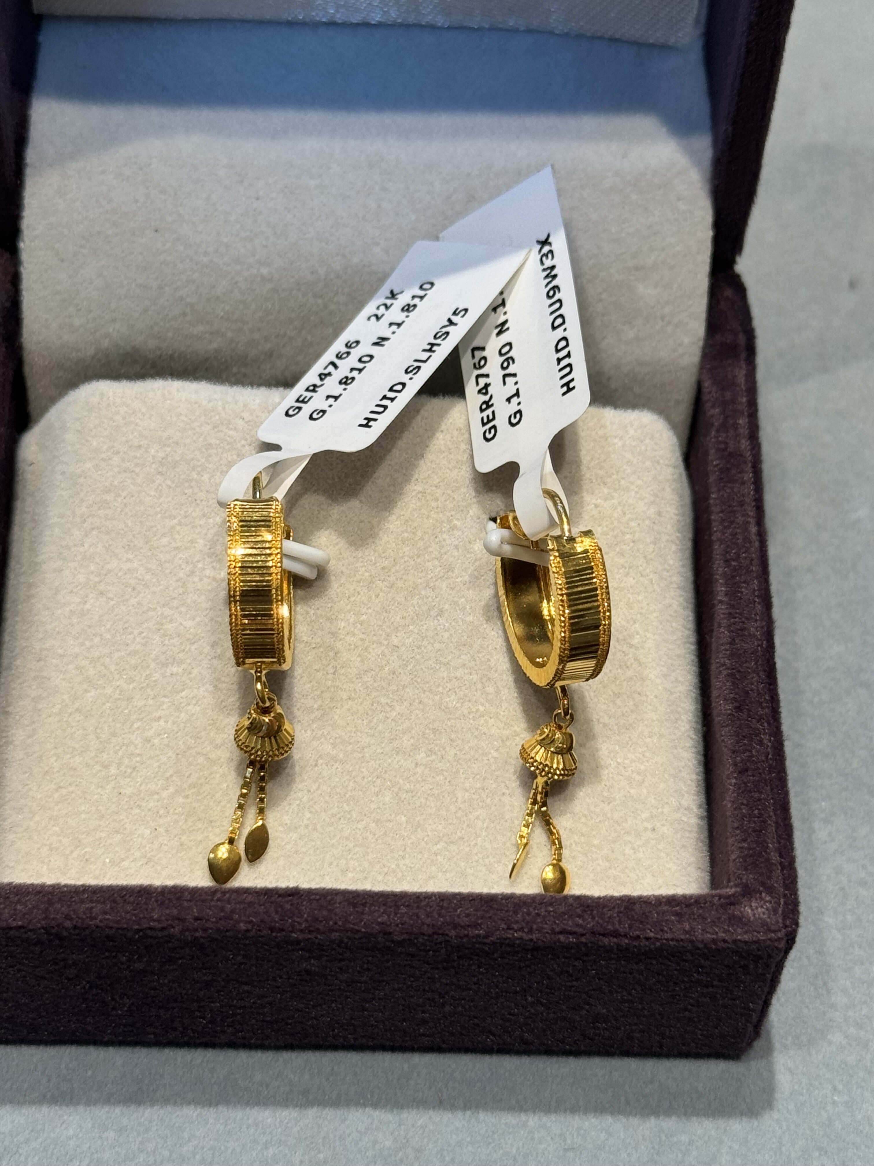 Ear rings
