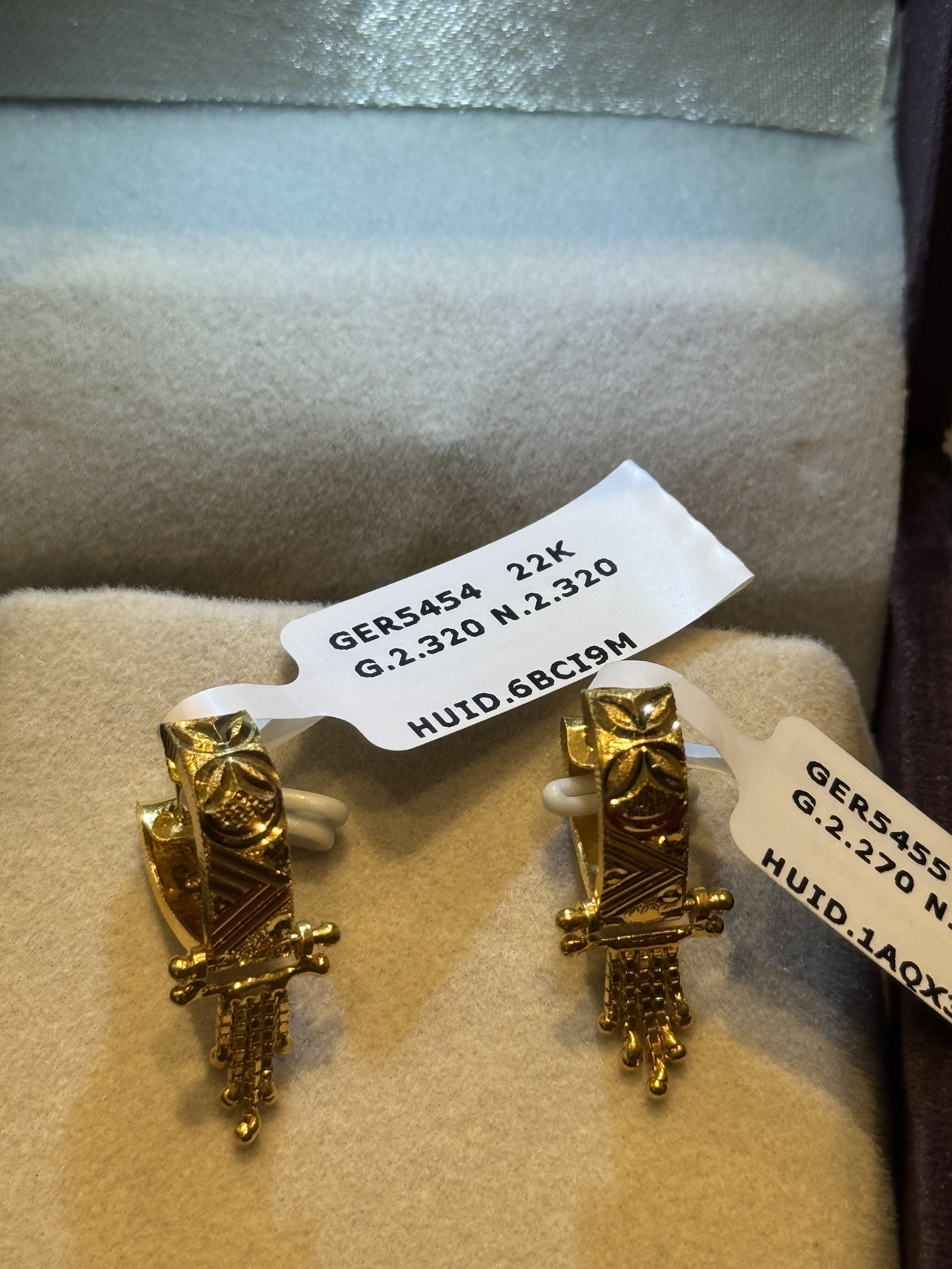 Ear rings