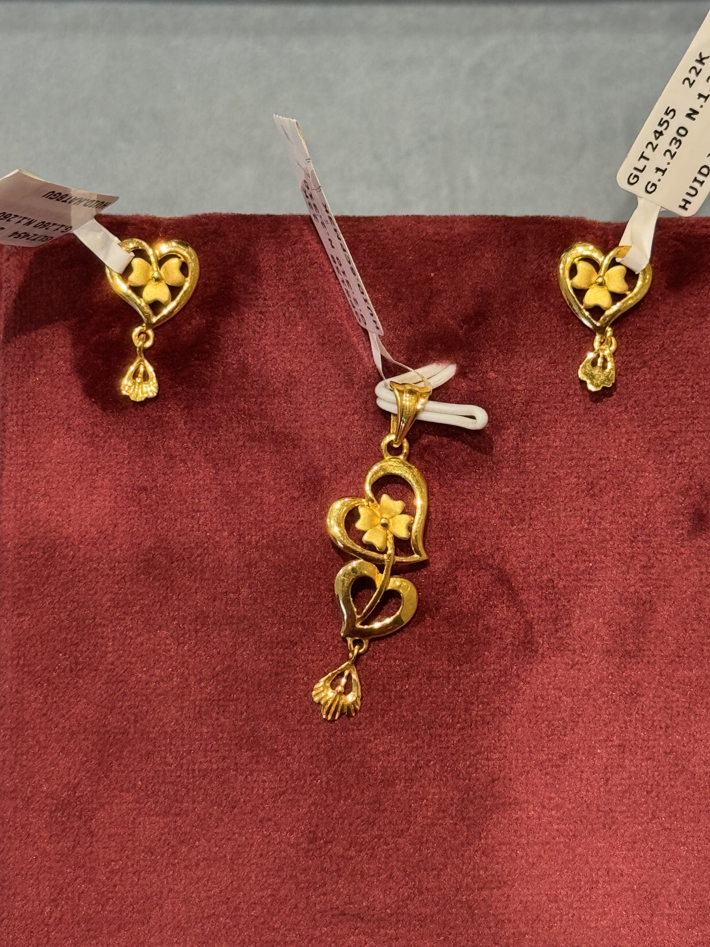 Pendant Sets