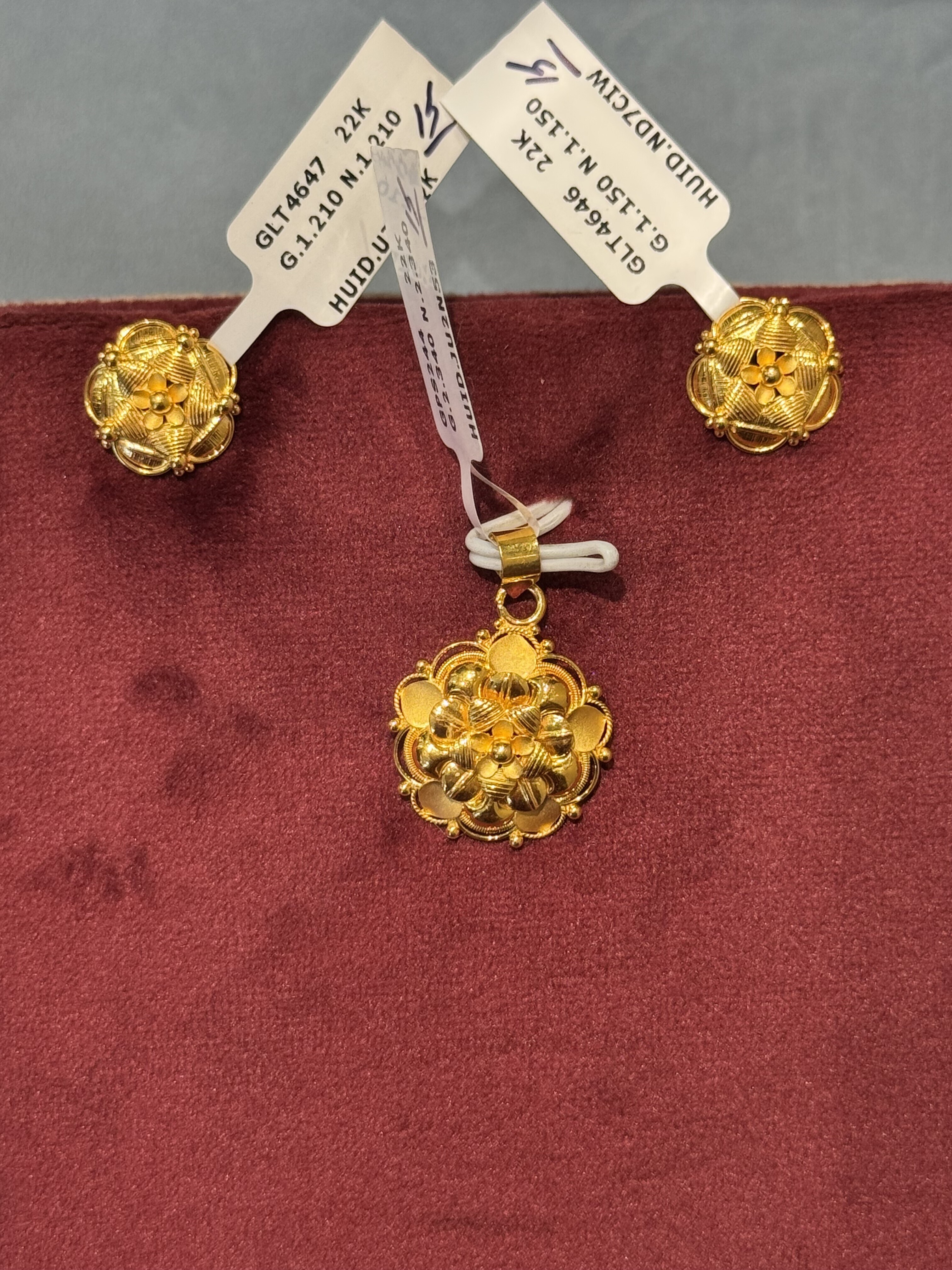 Pendant Sets