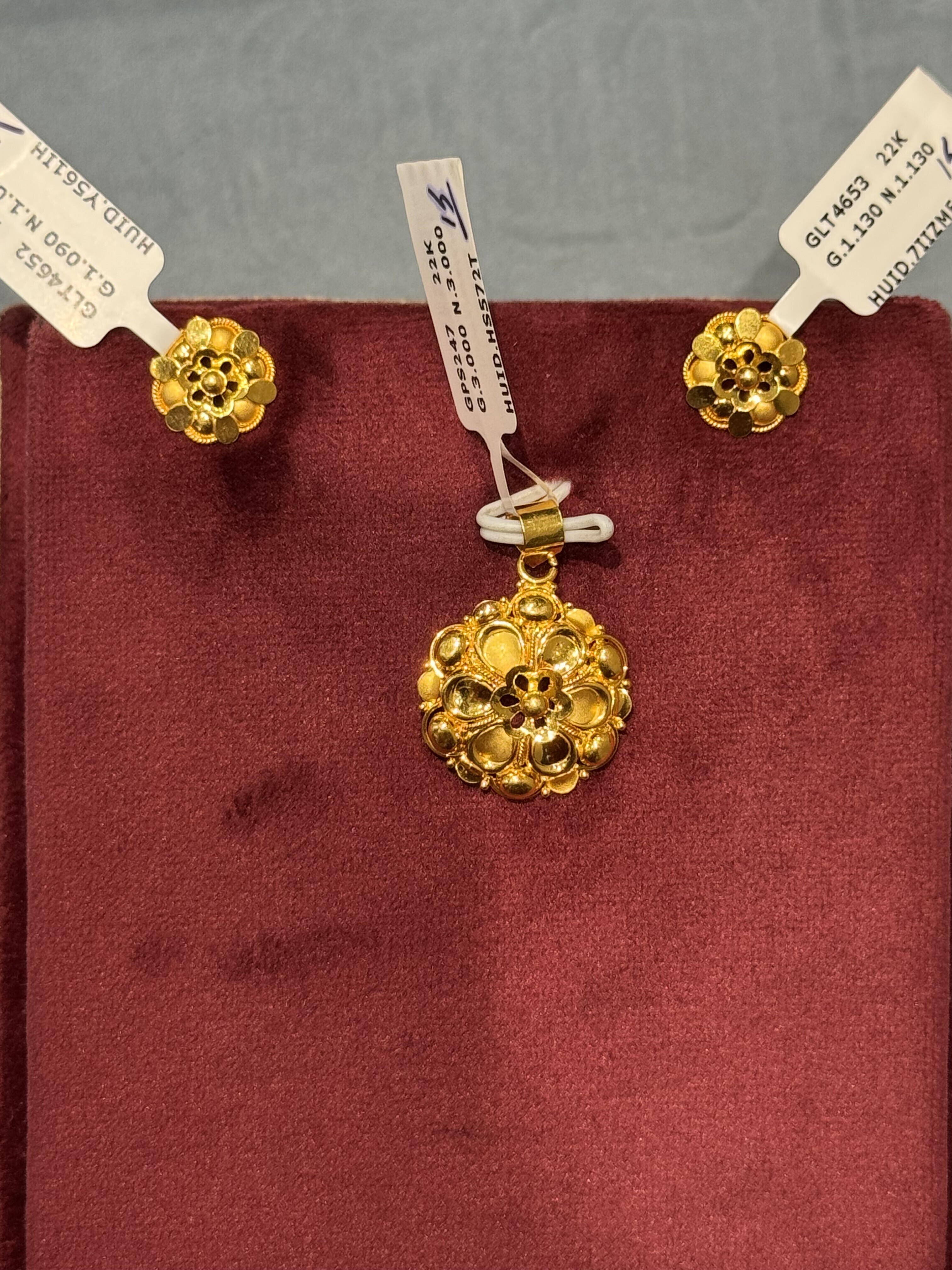 Pendant Sets