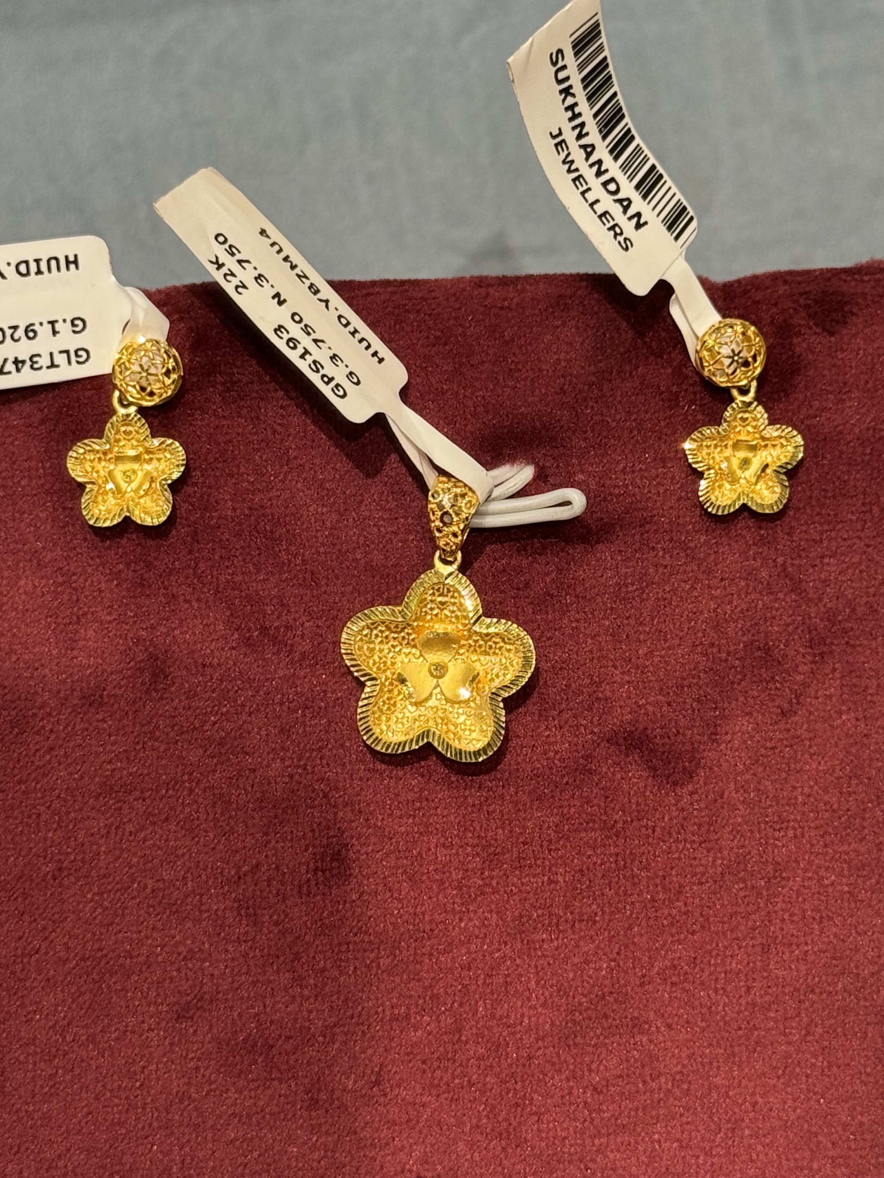 Pendant Sets