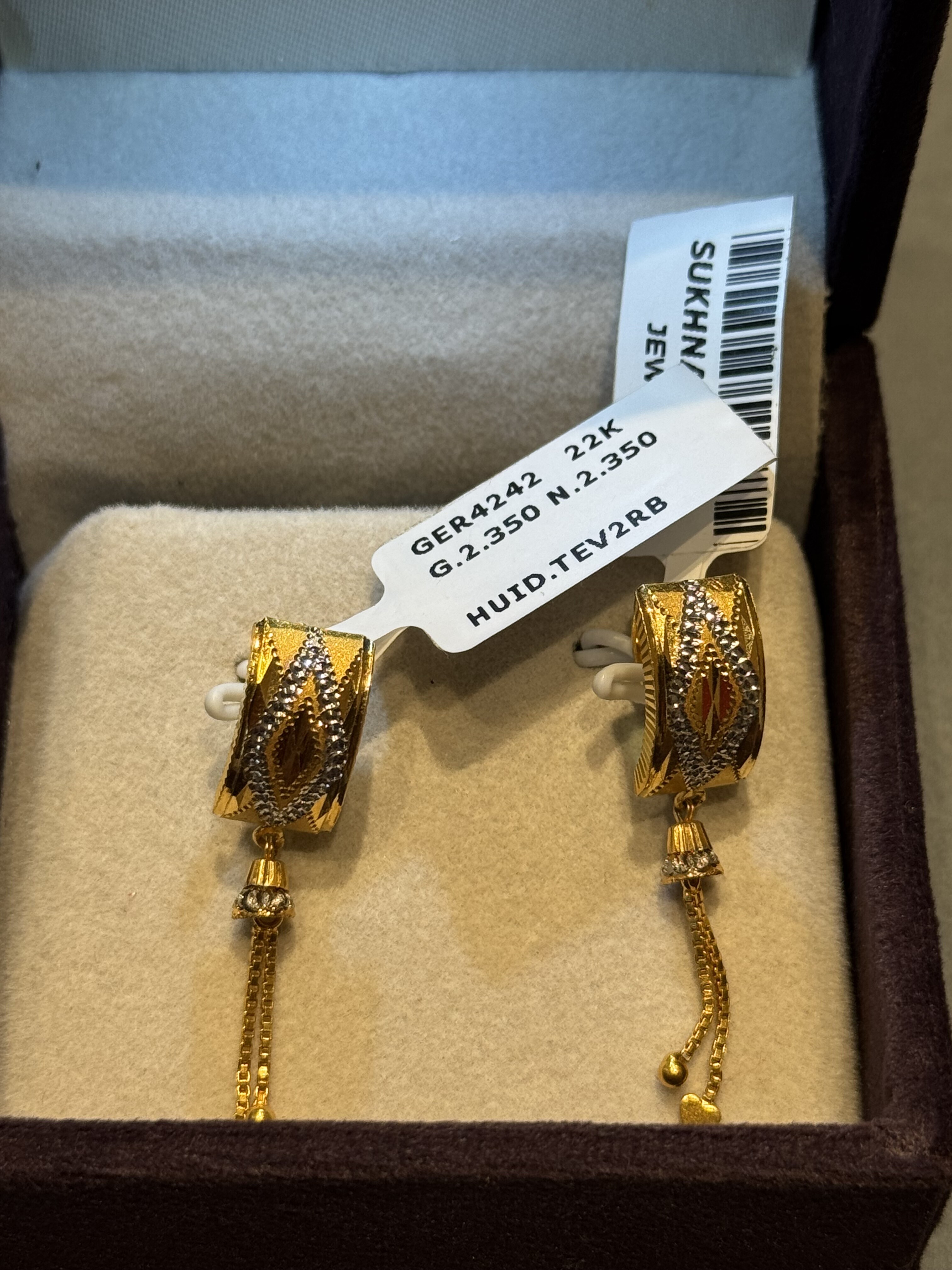 Ear rings
