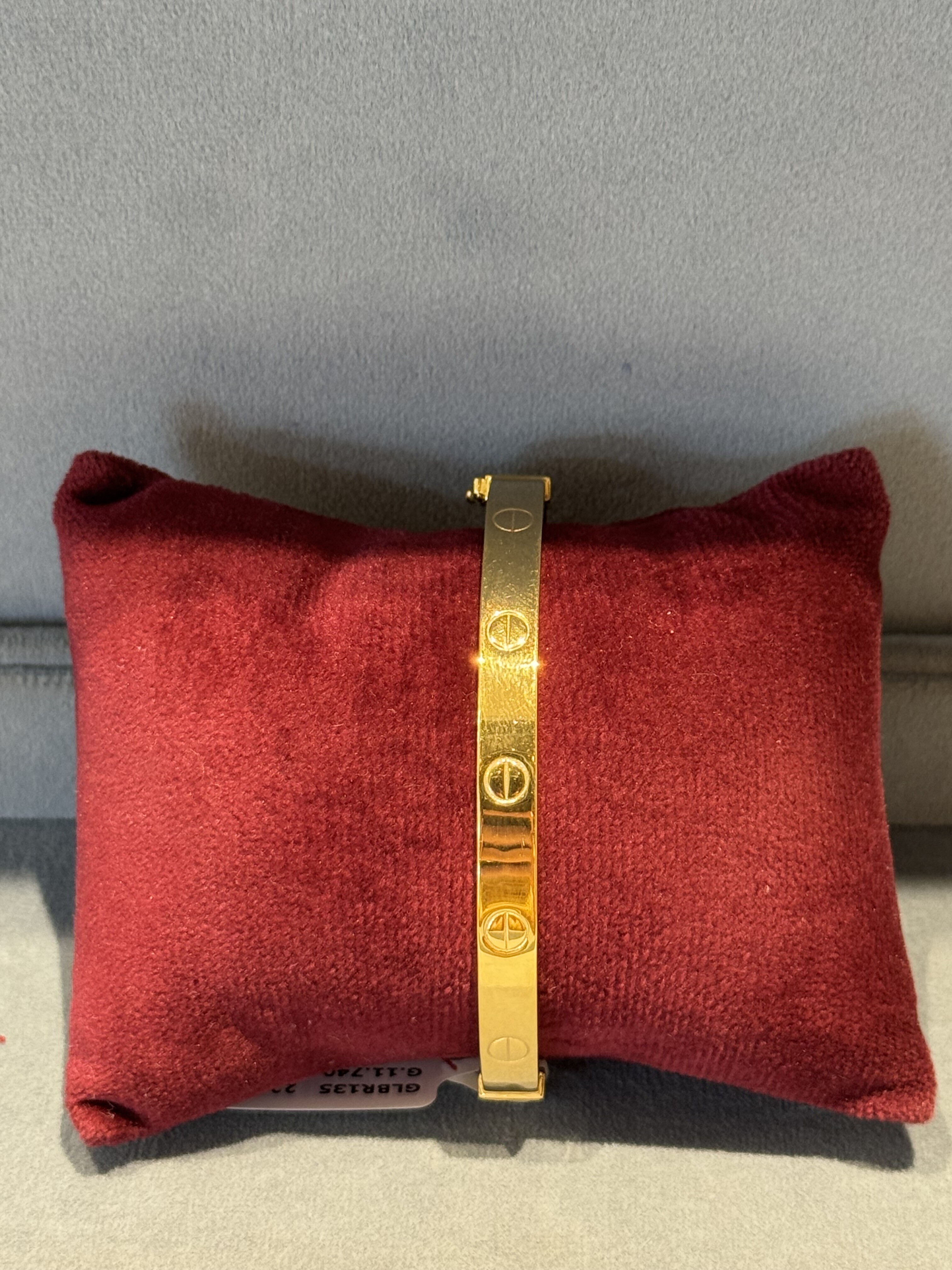 Ladies Bracelet