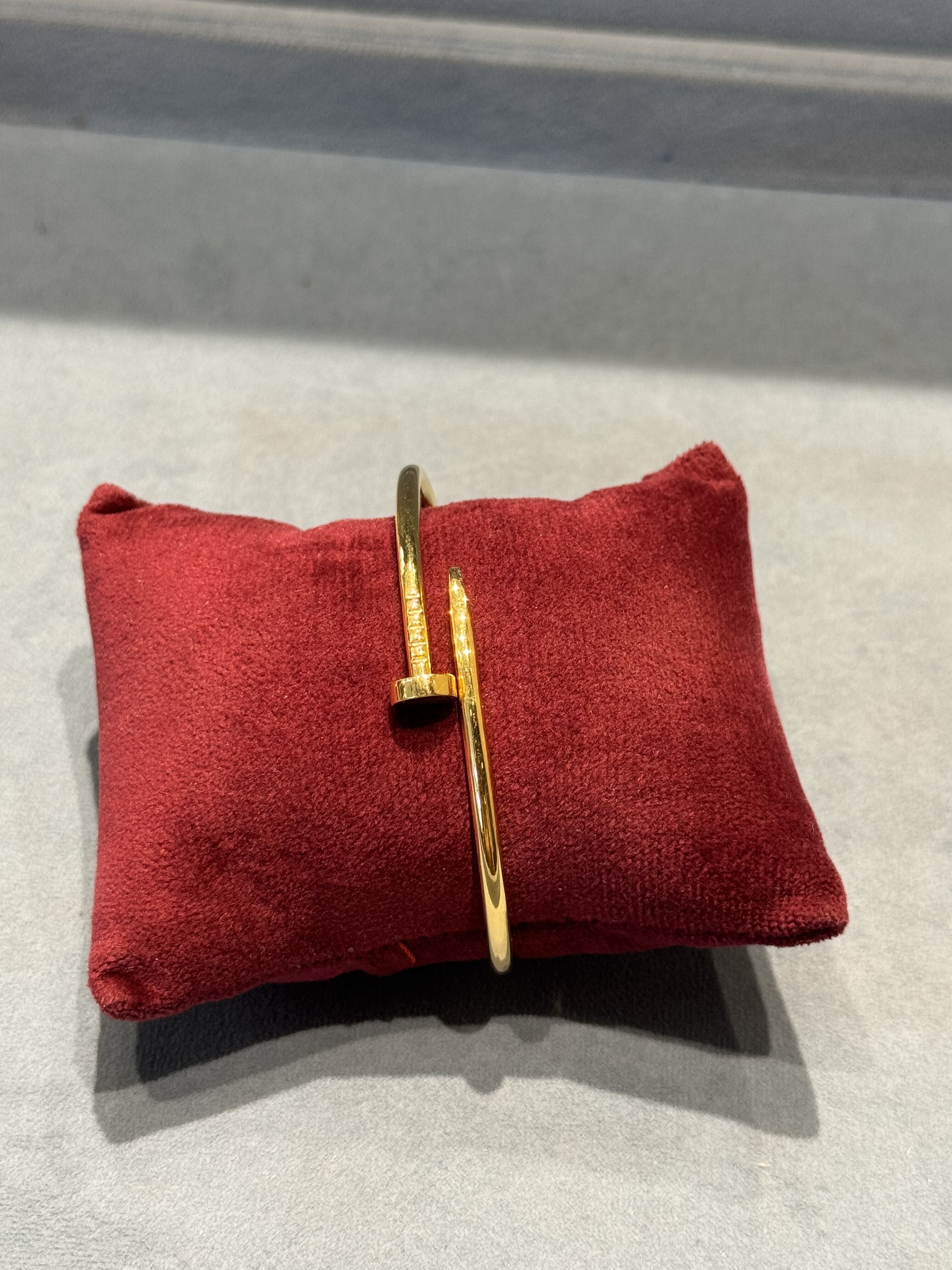 Ladies Bracelet