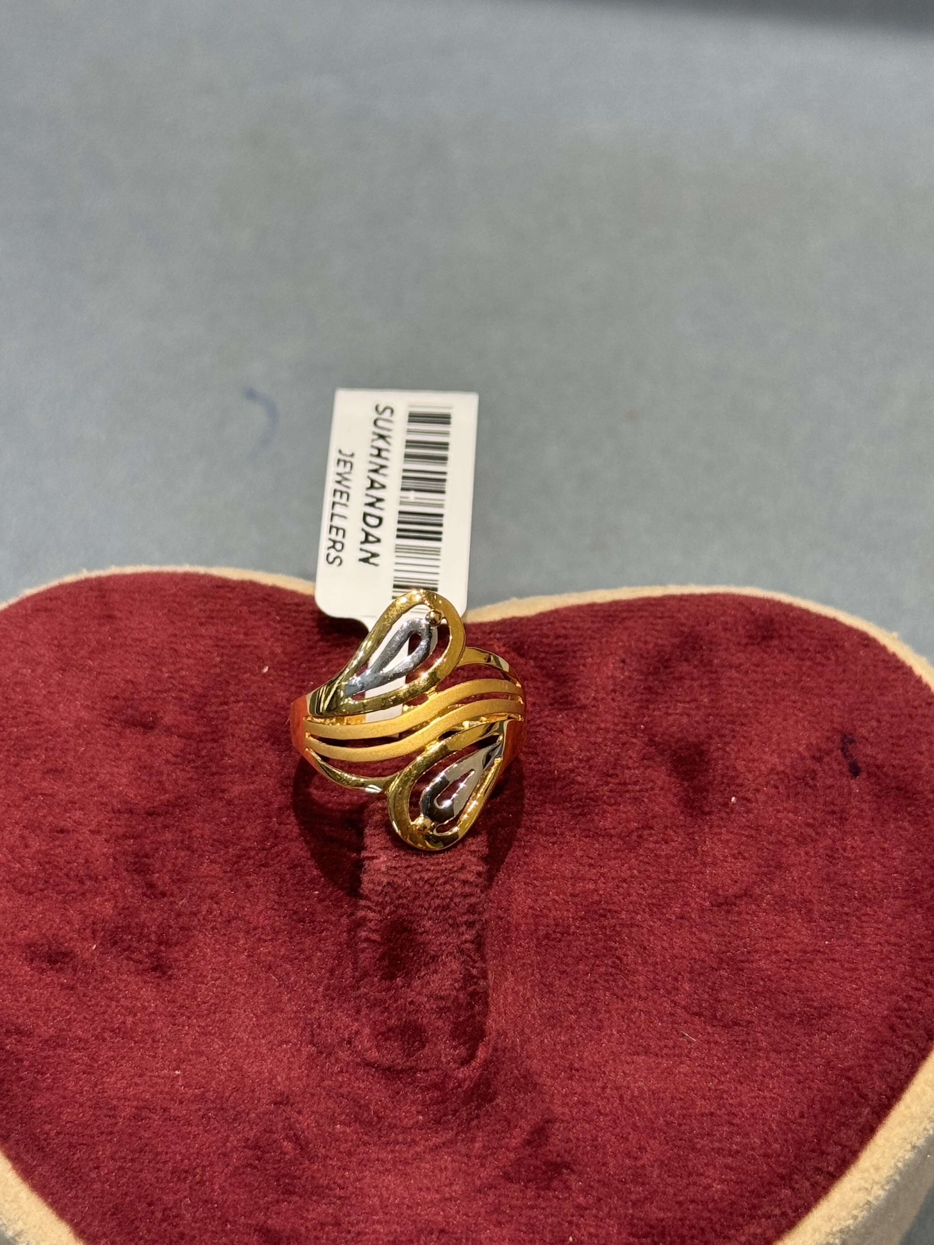 Ladies Rings