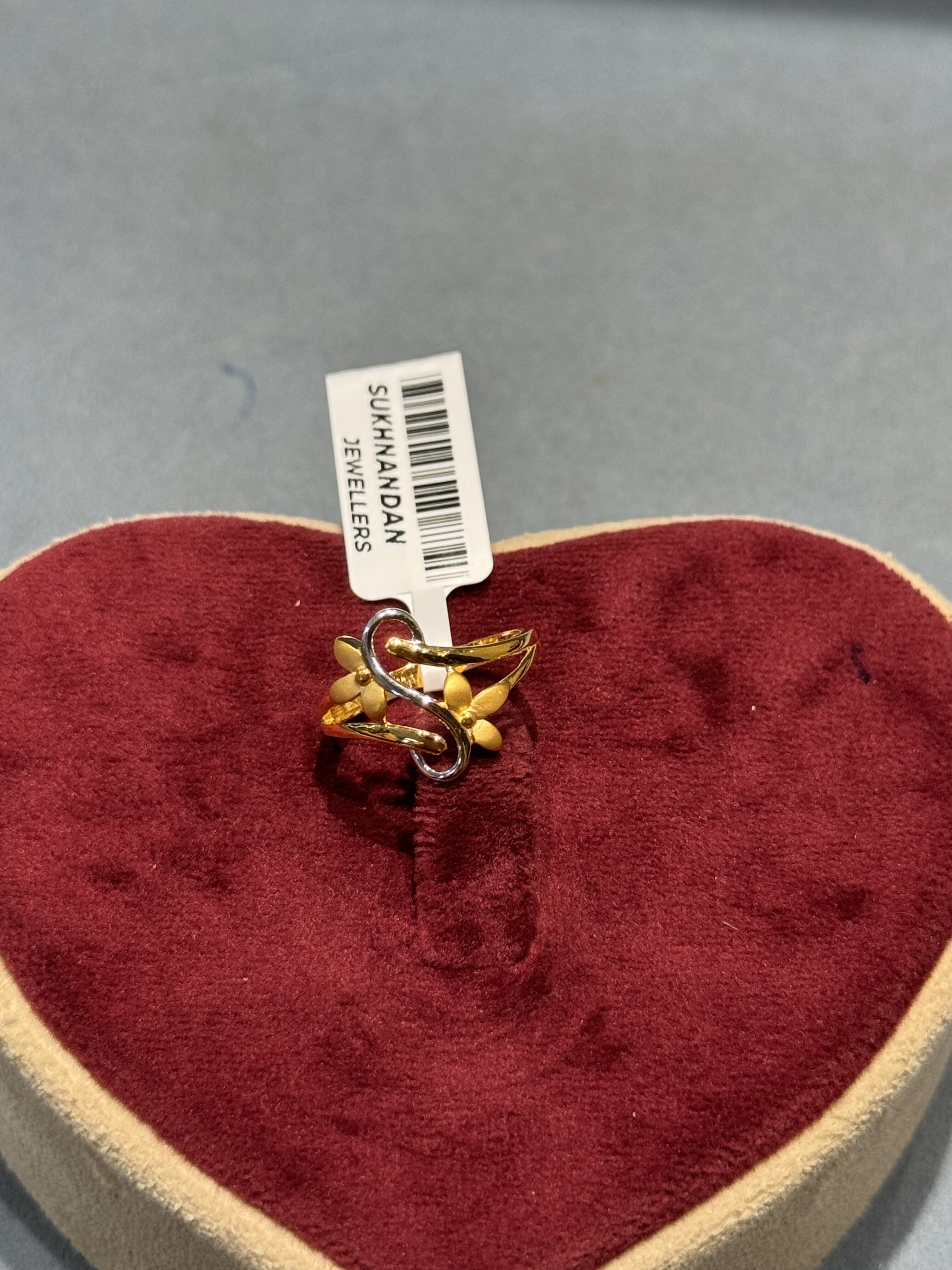 Ladies Rings