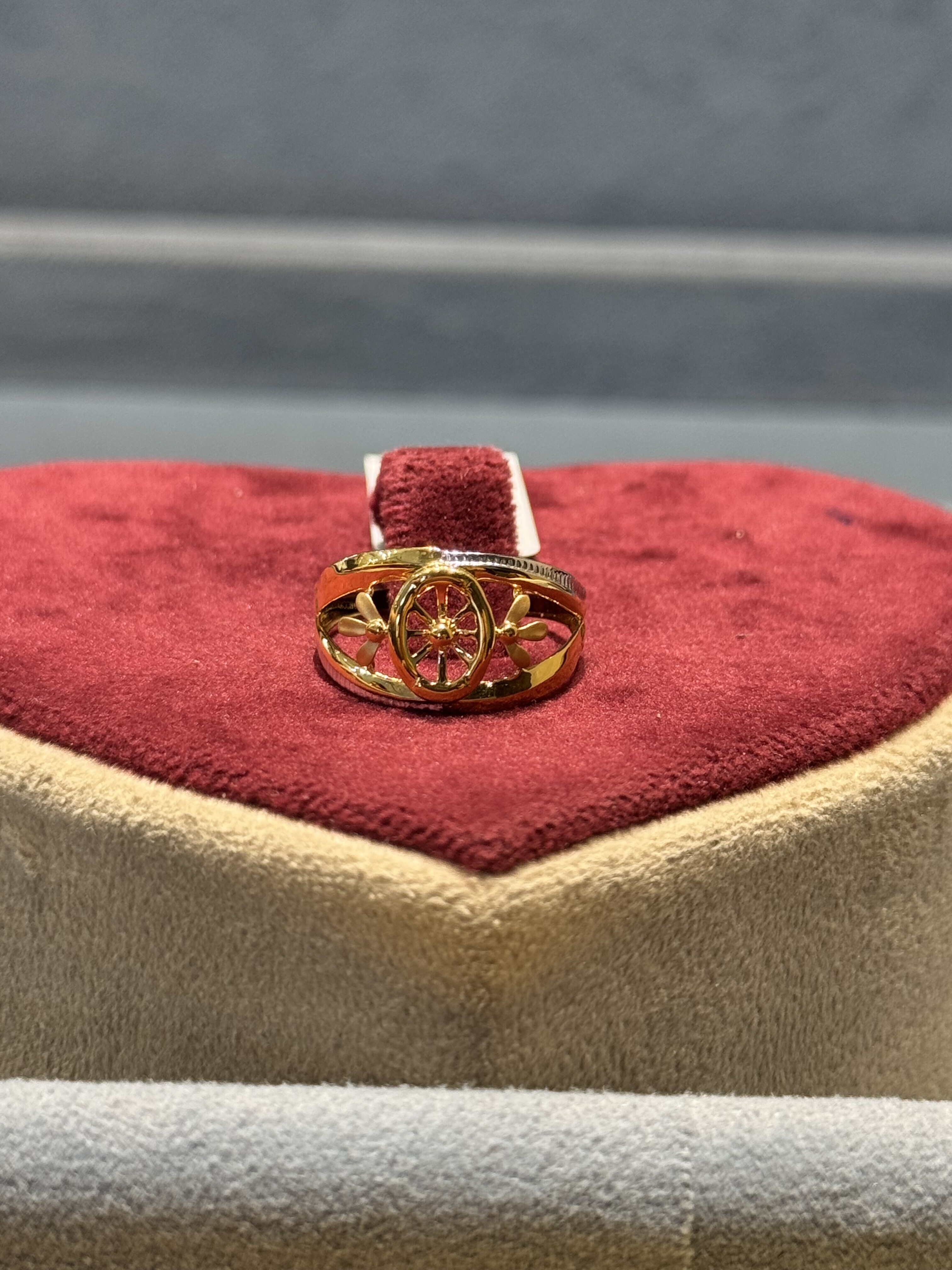 Ladies Rings