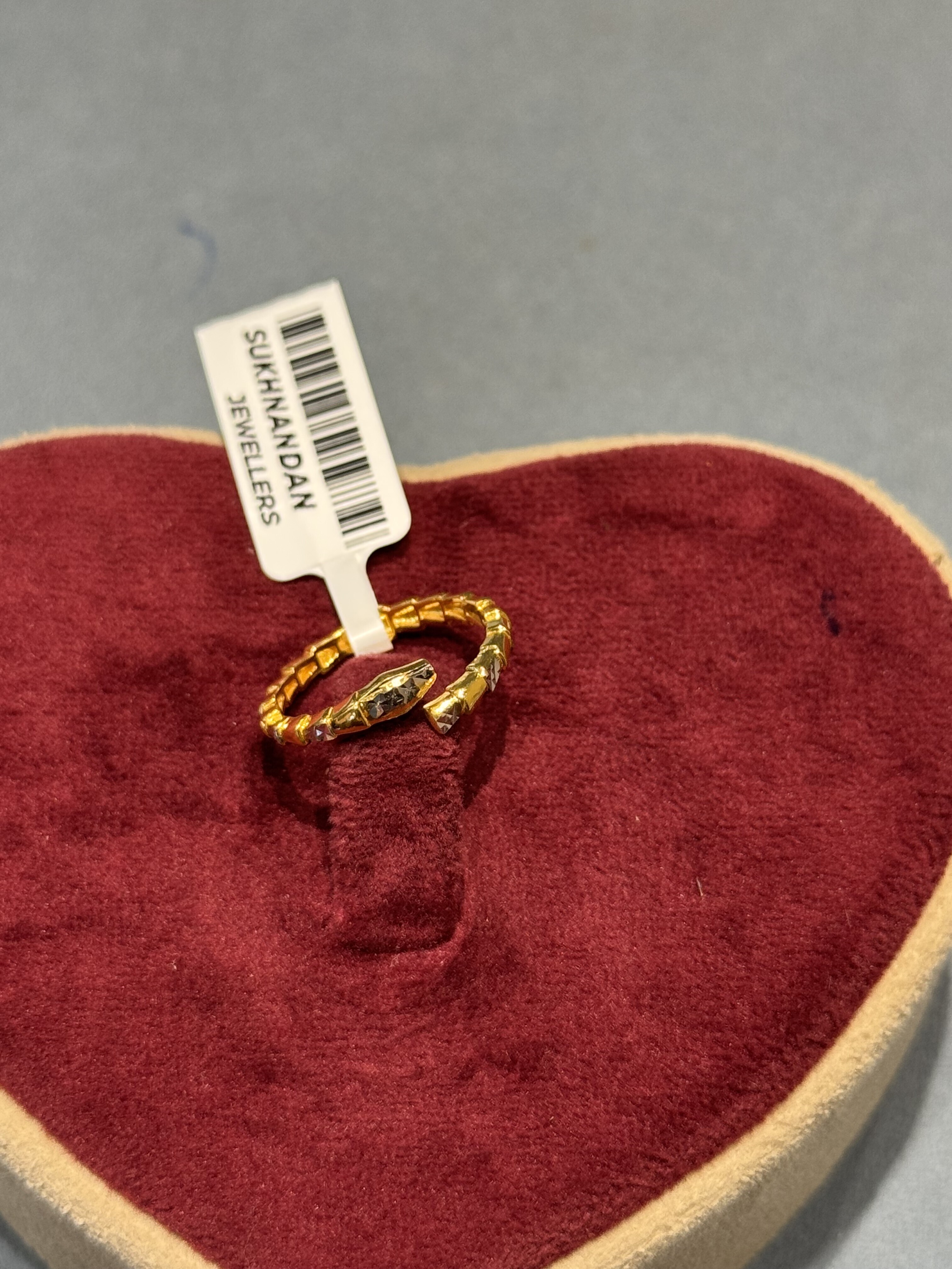 Ladies Rings