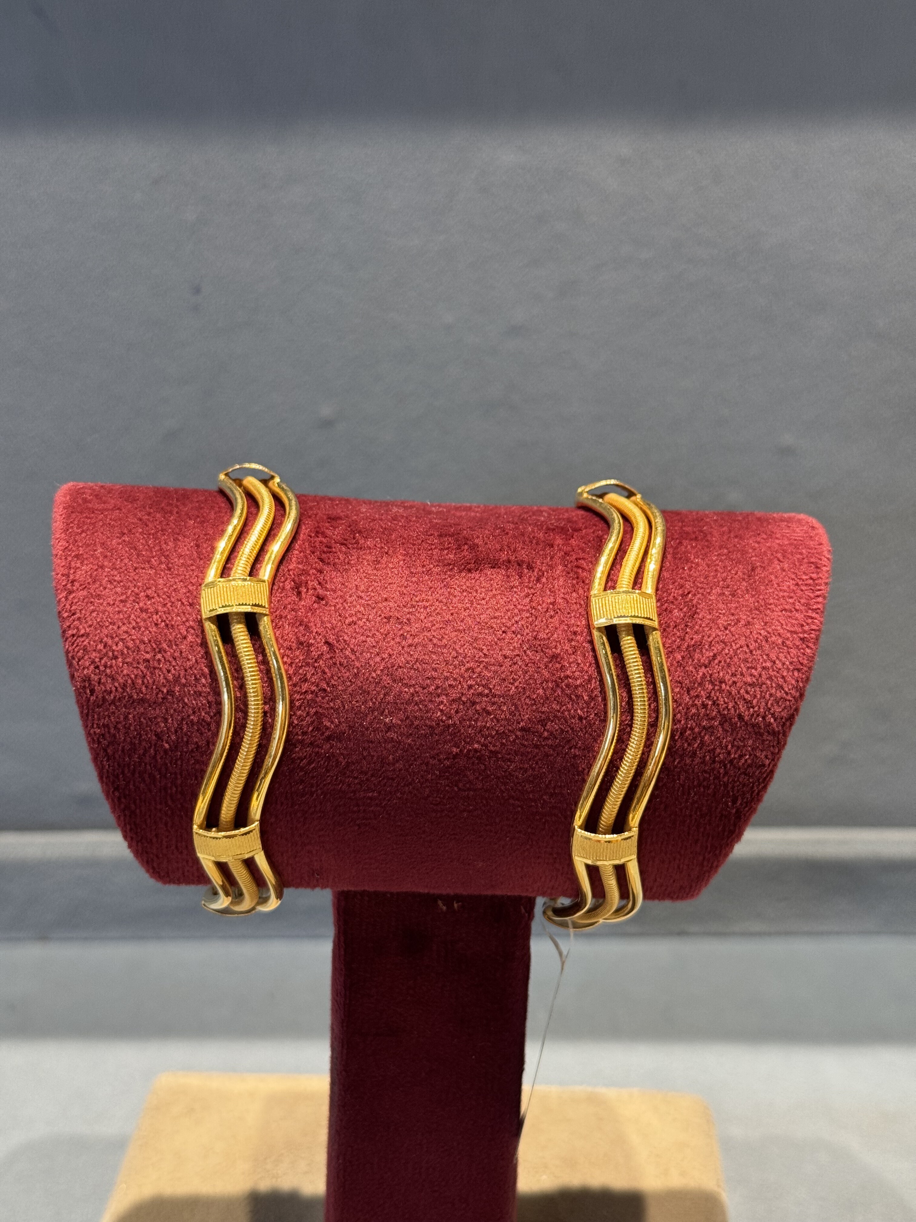 Ladies Bangles