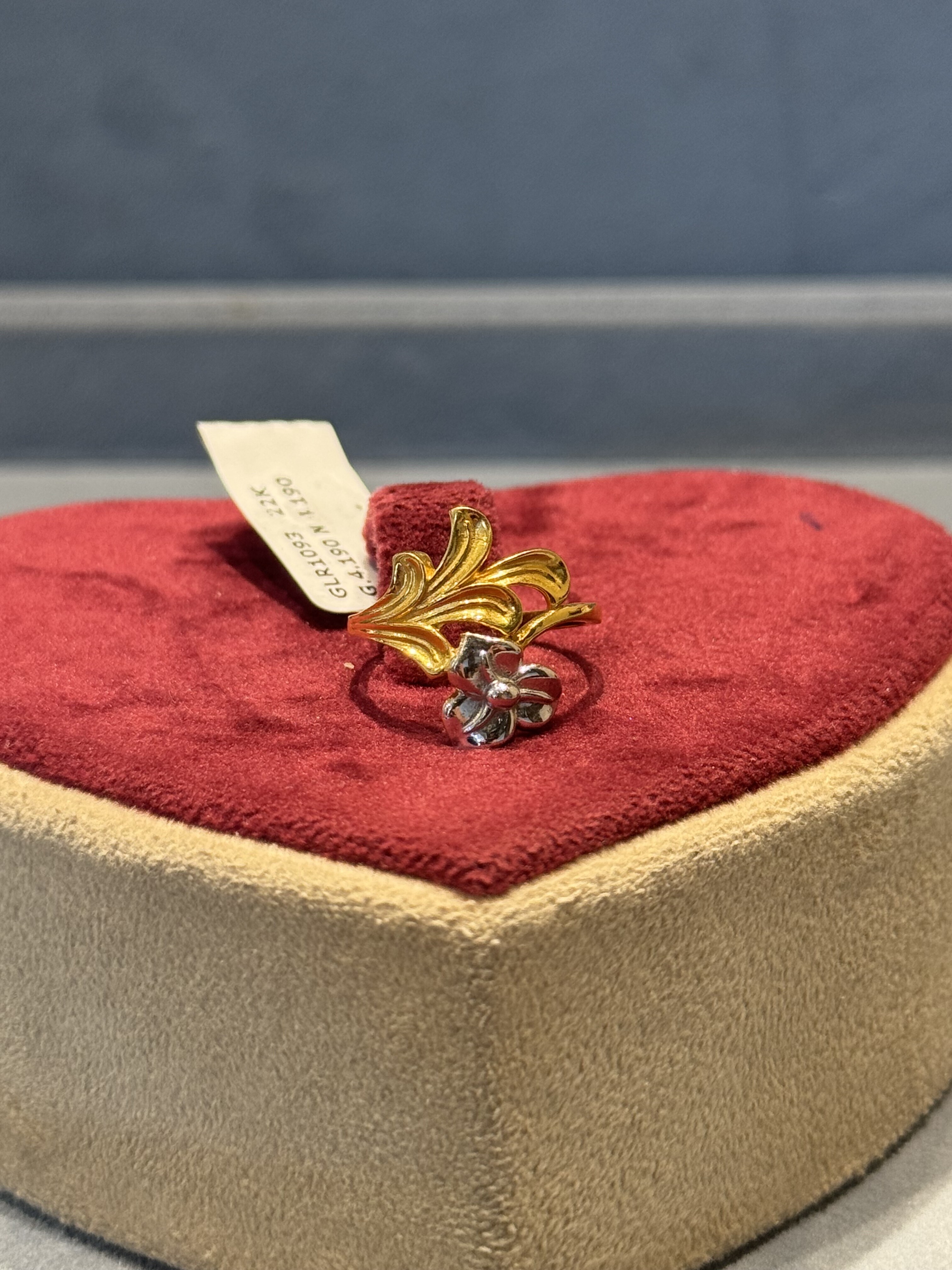 Ladies Rings