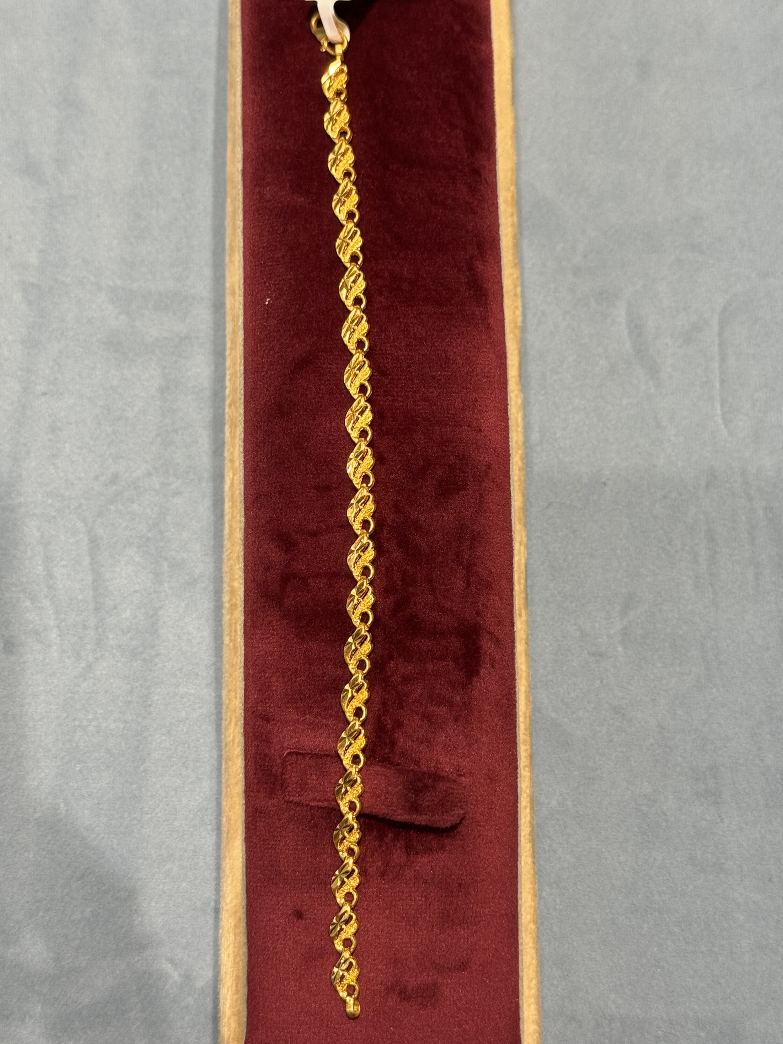 Ladies Bracelet