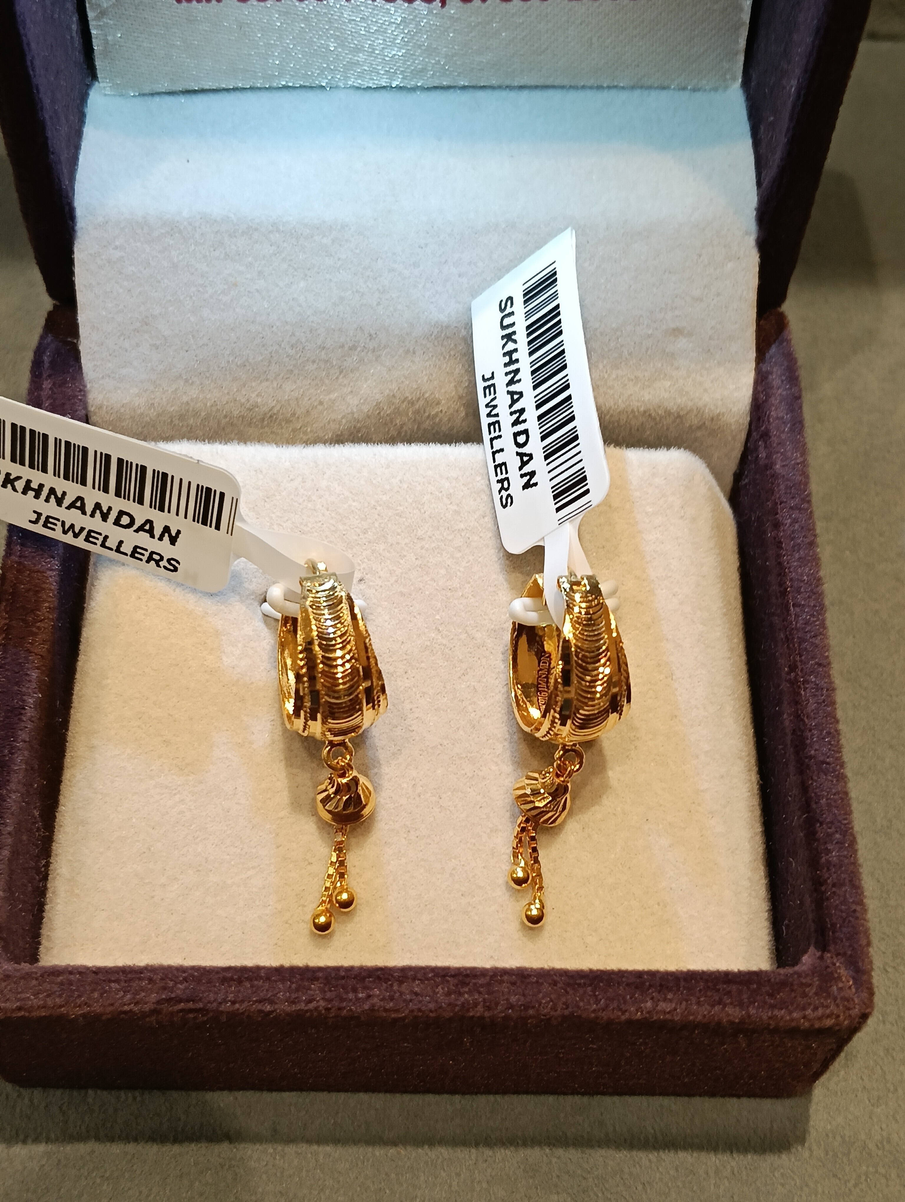 Ear rings