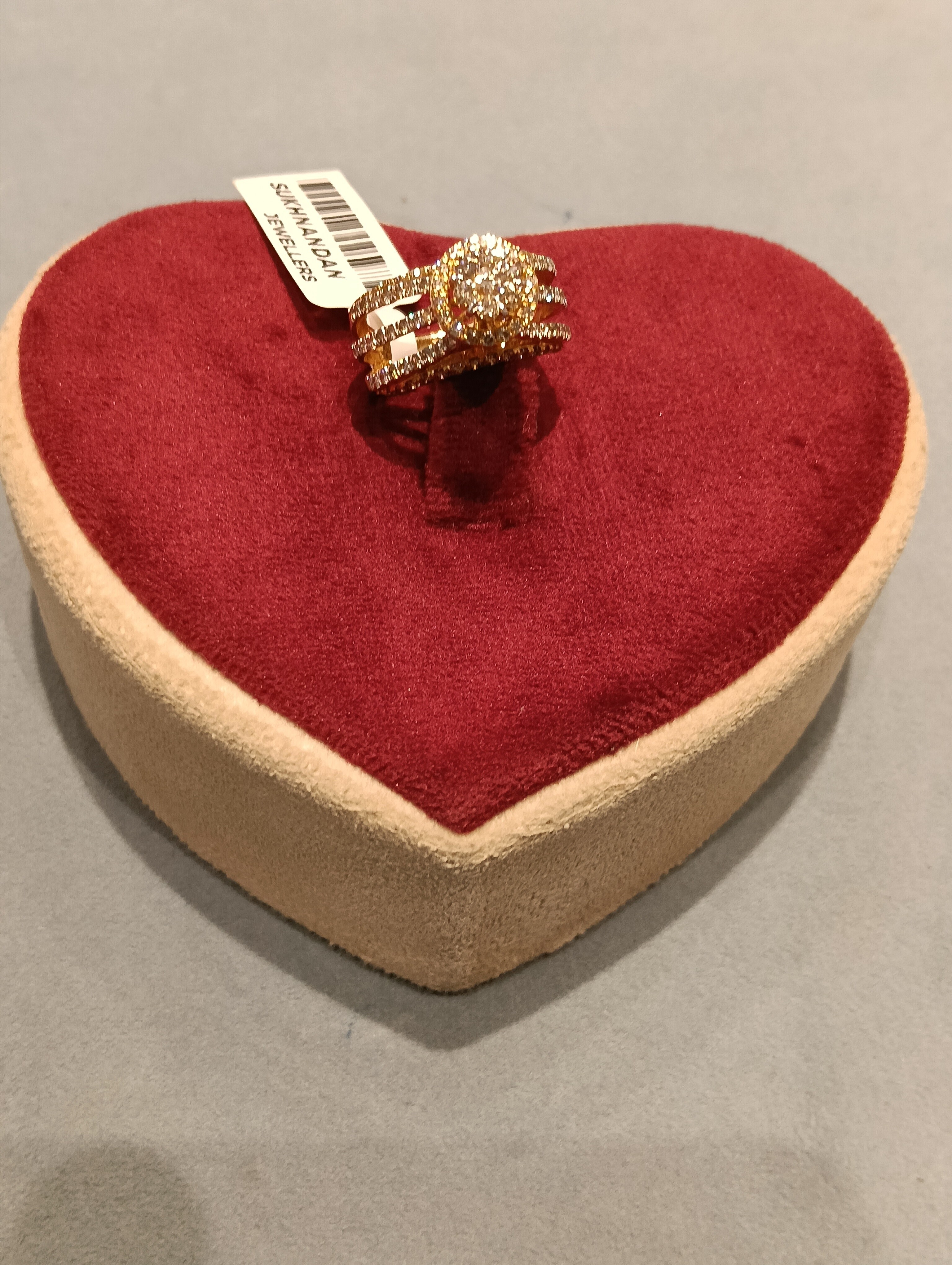 Diamond Ladies rings
