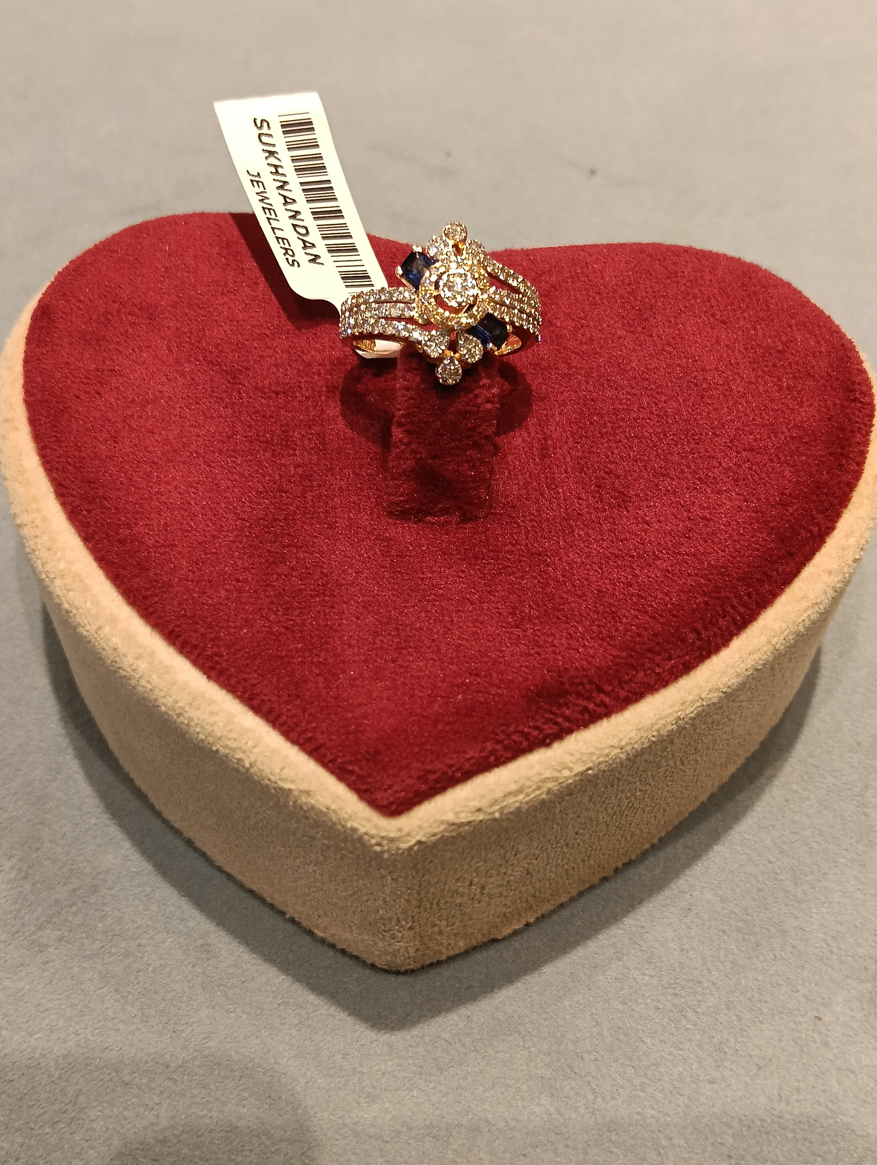 Diamond Ladies rings