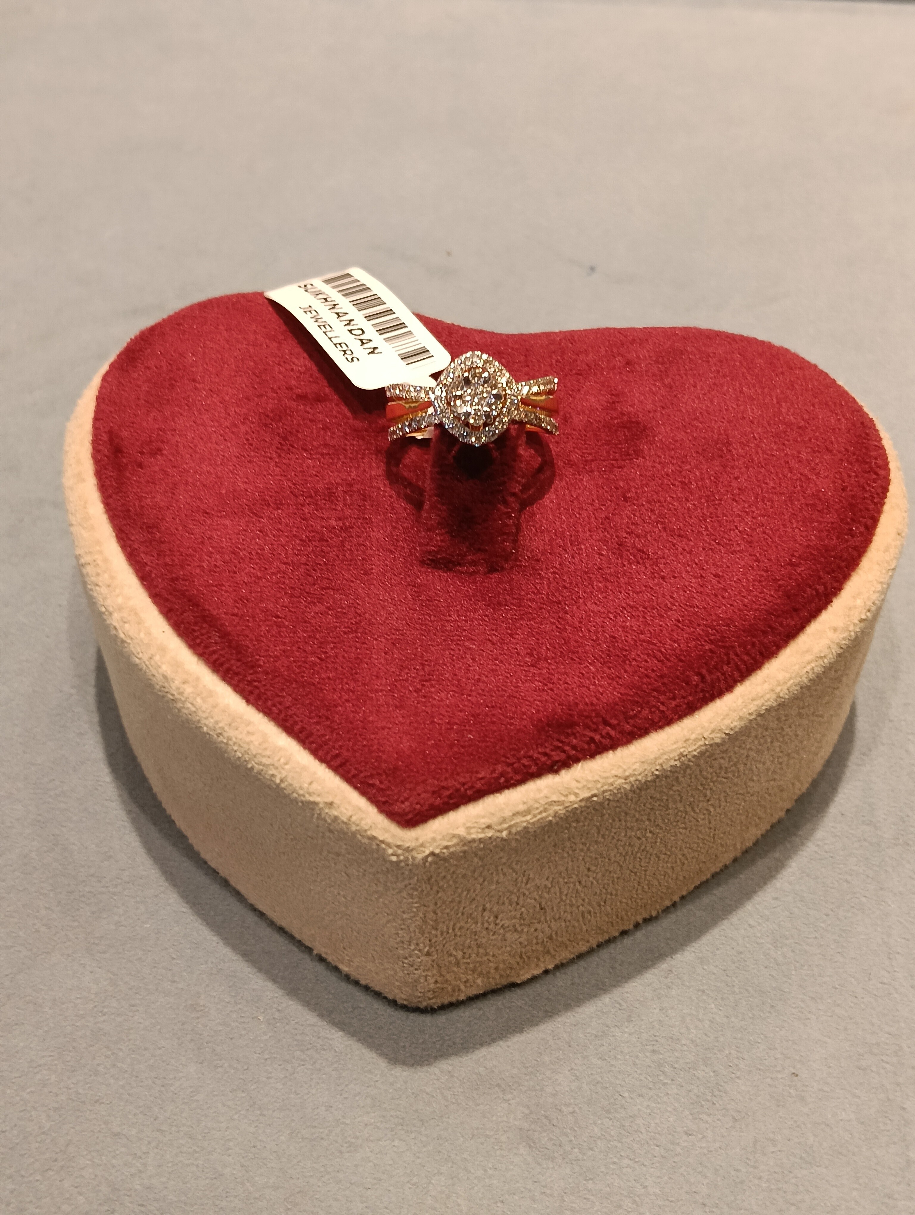 Diamond Ladies rings