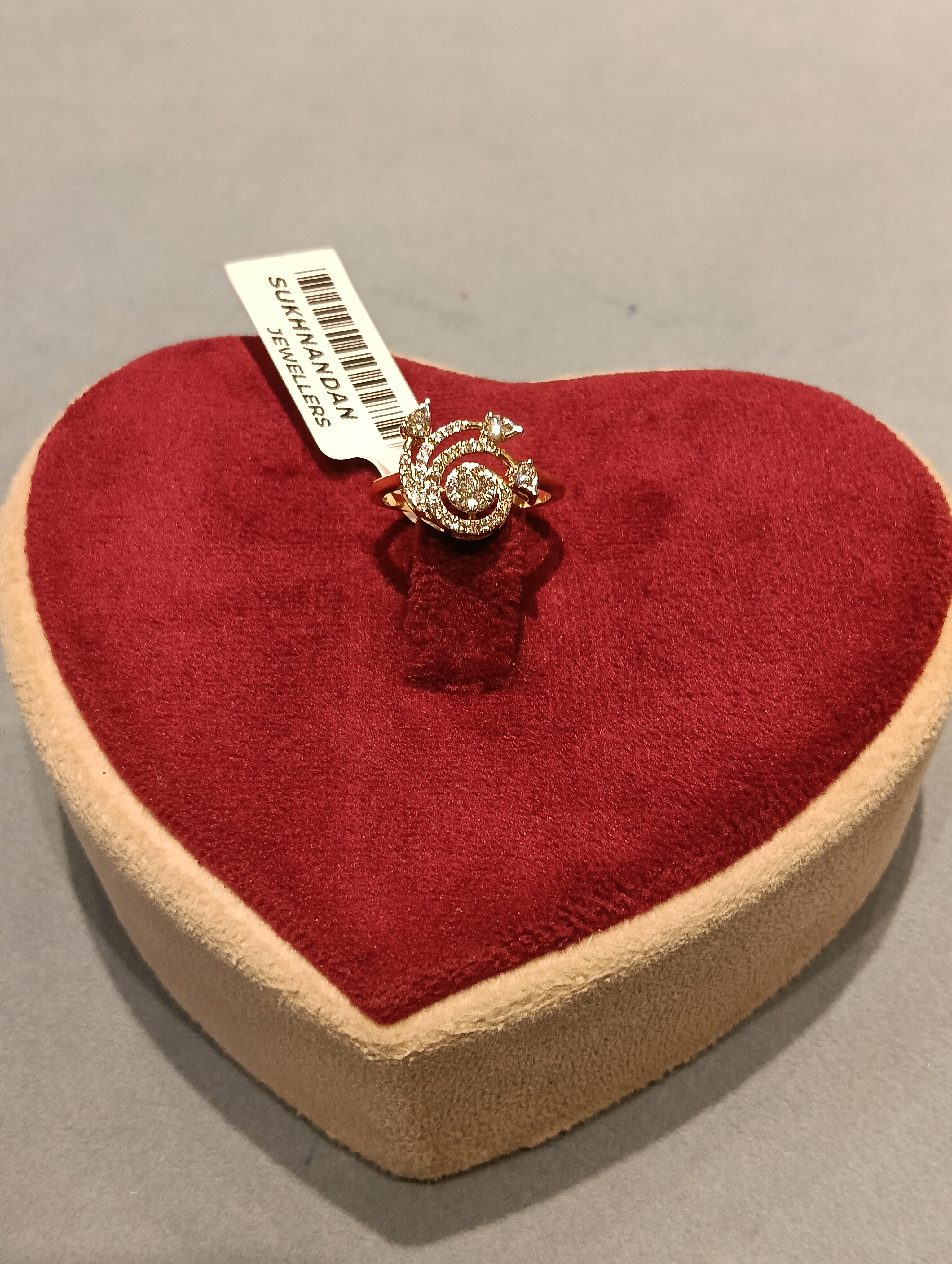 Diamond Ladies rings