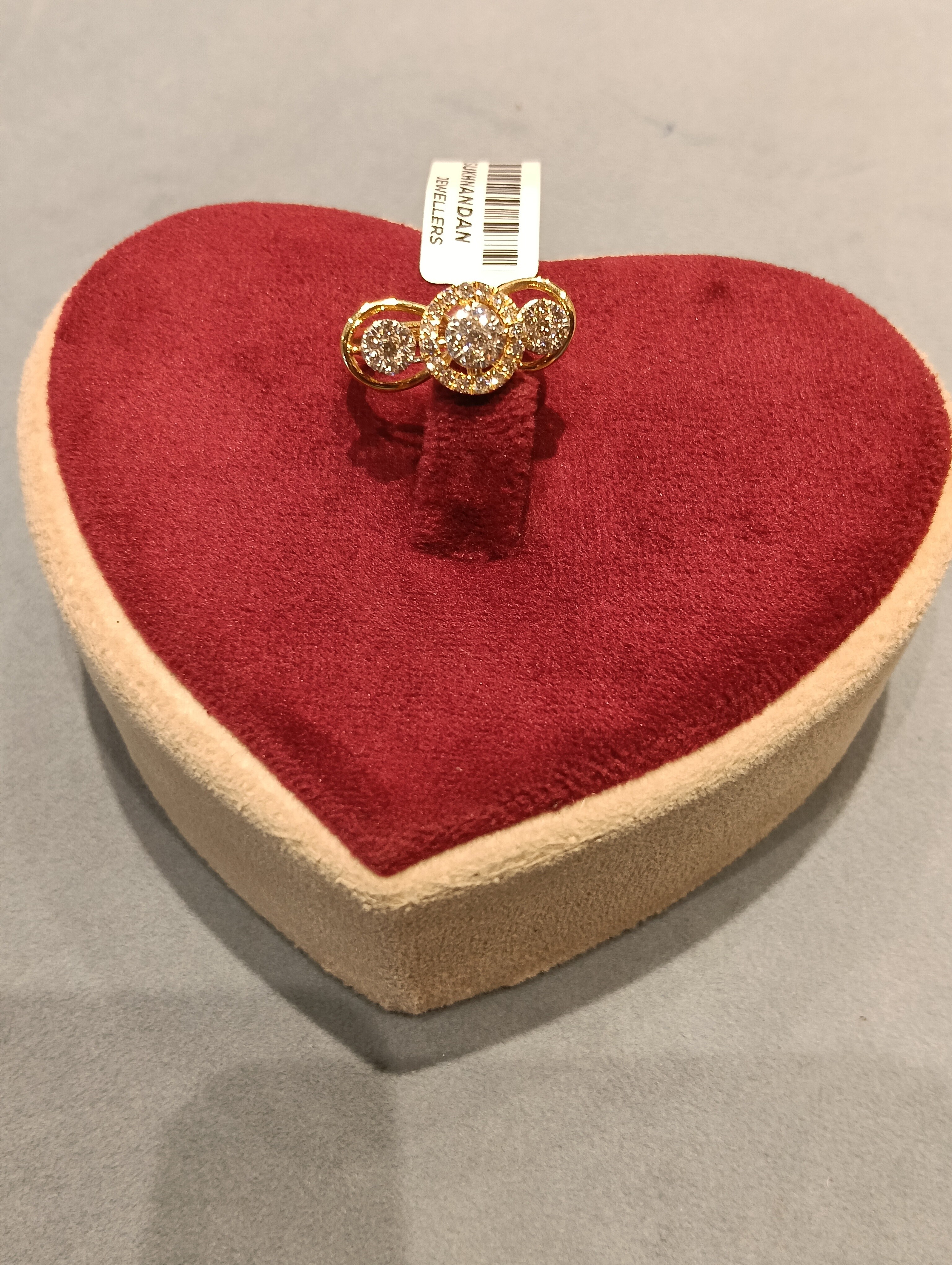 Diamond Ladies rings