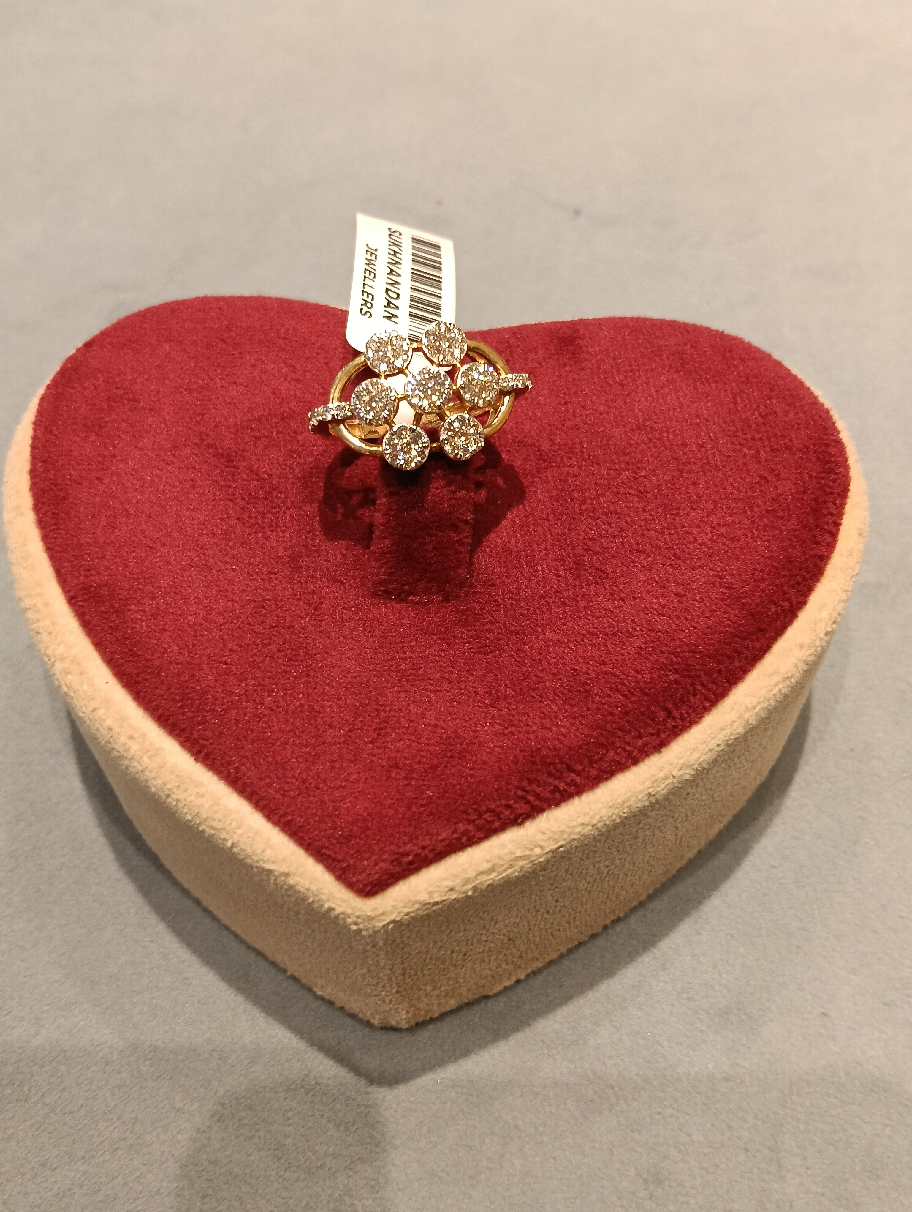 Diamond Ladies rings