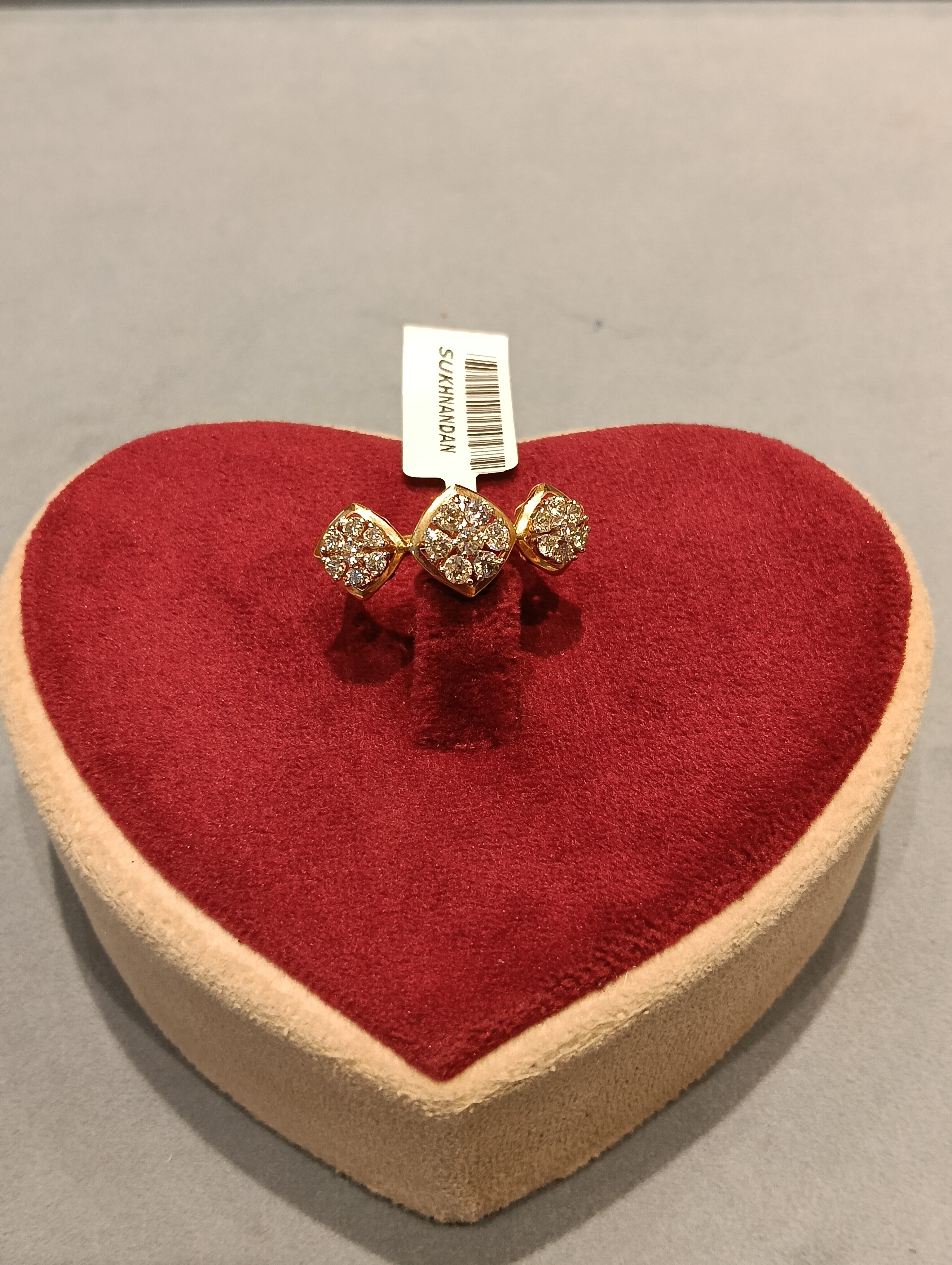 Diamond Ladies rings