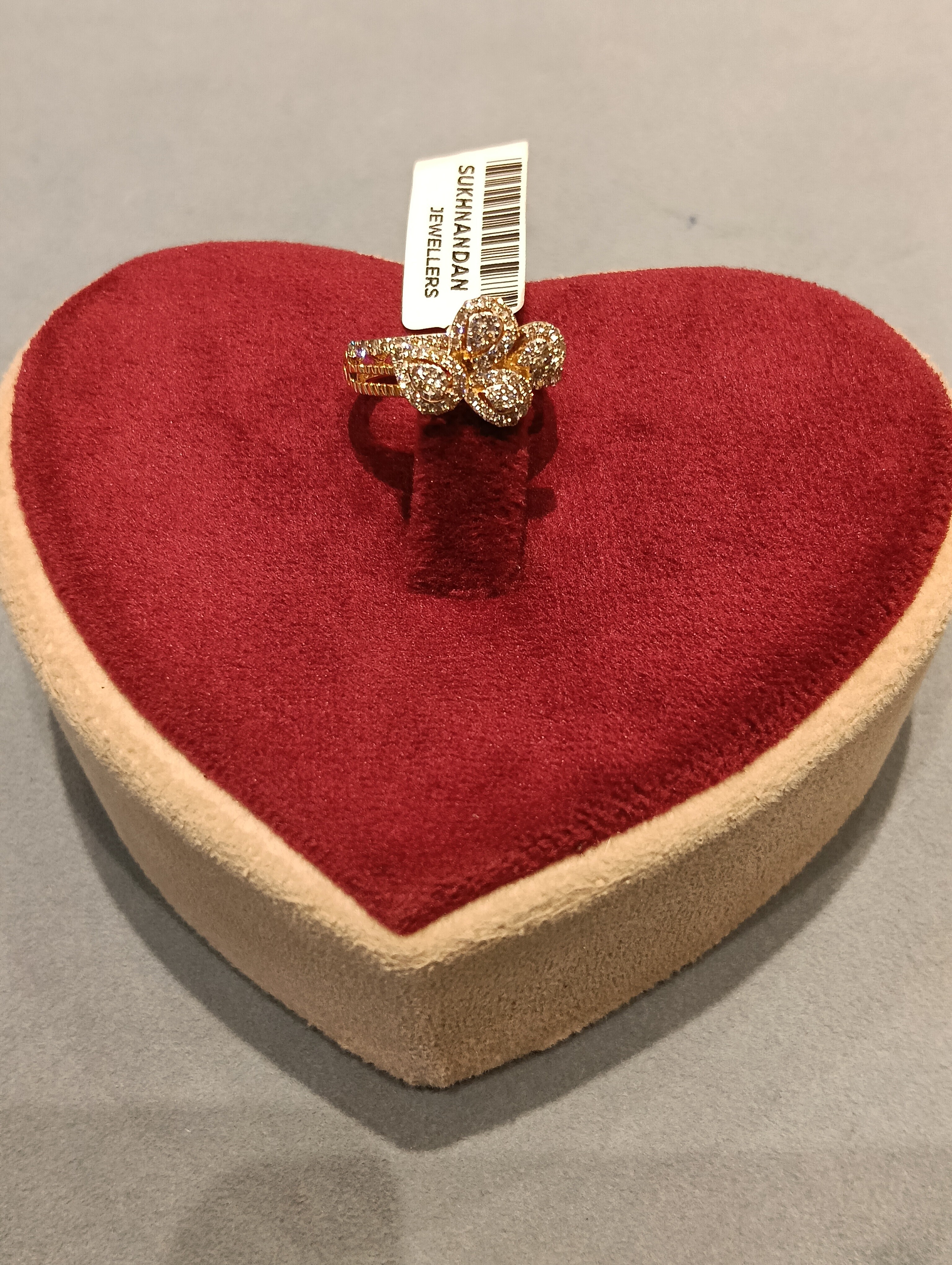 Diamond Ladies rings