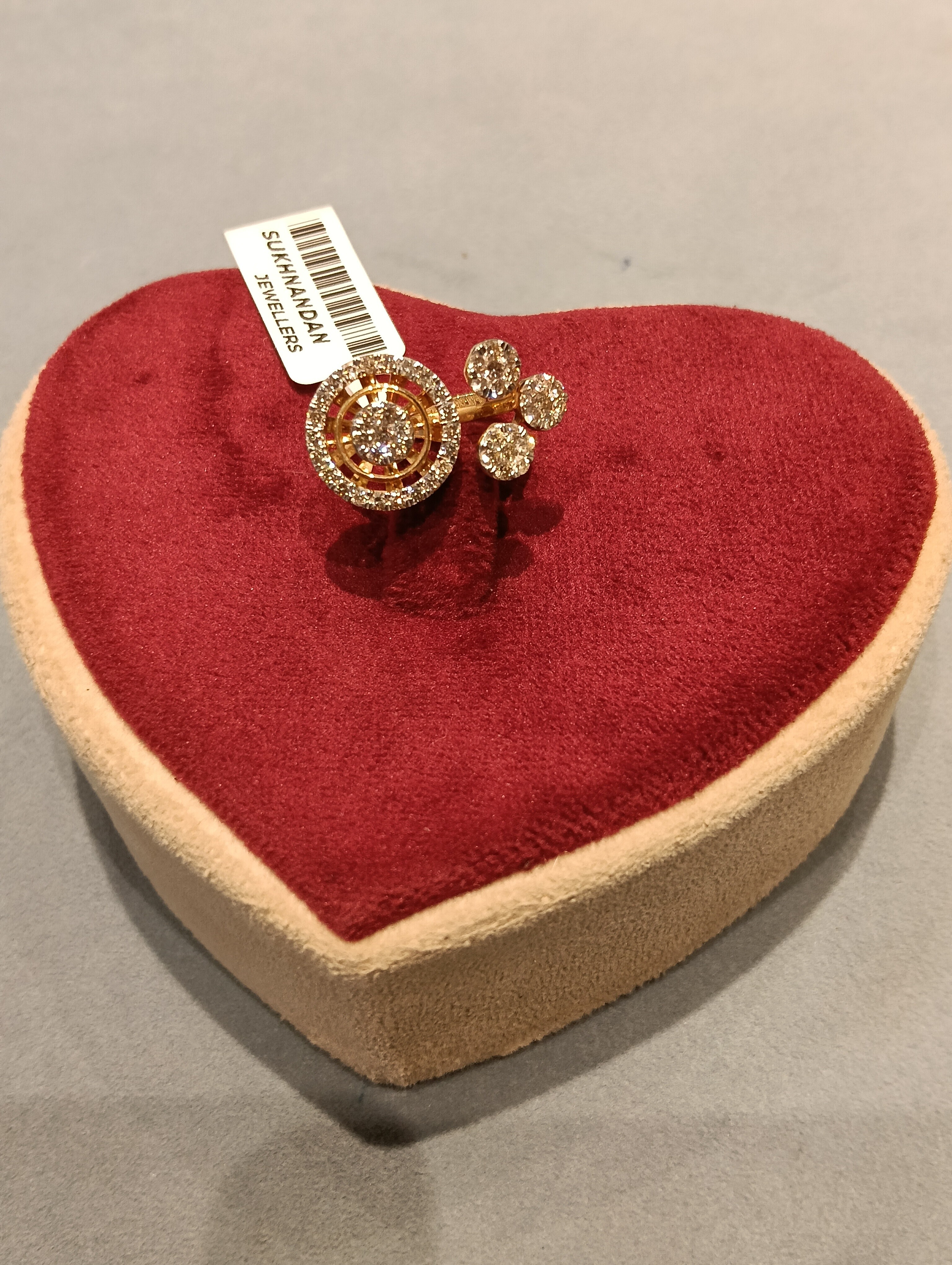 Diamond Ladies rings