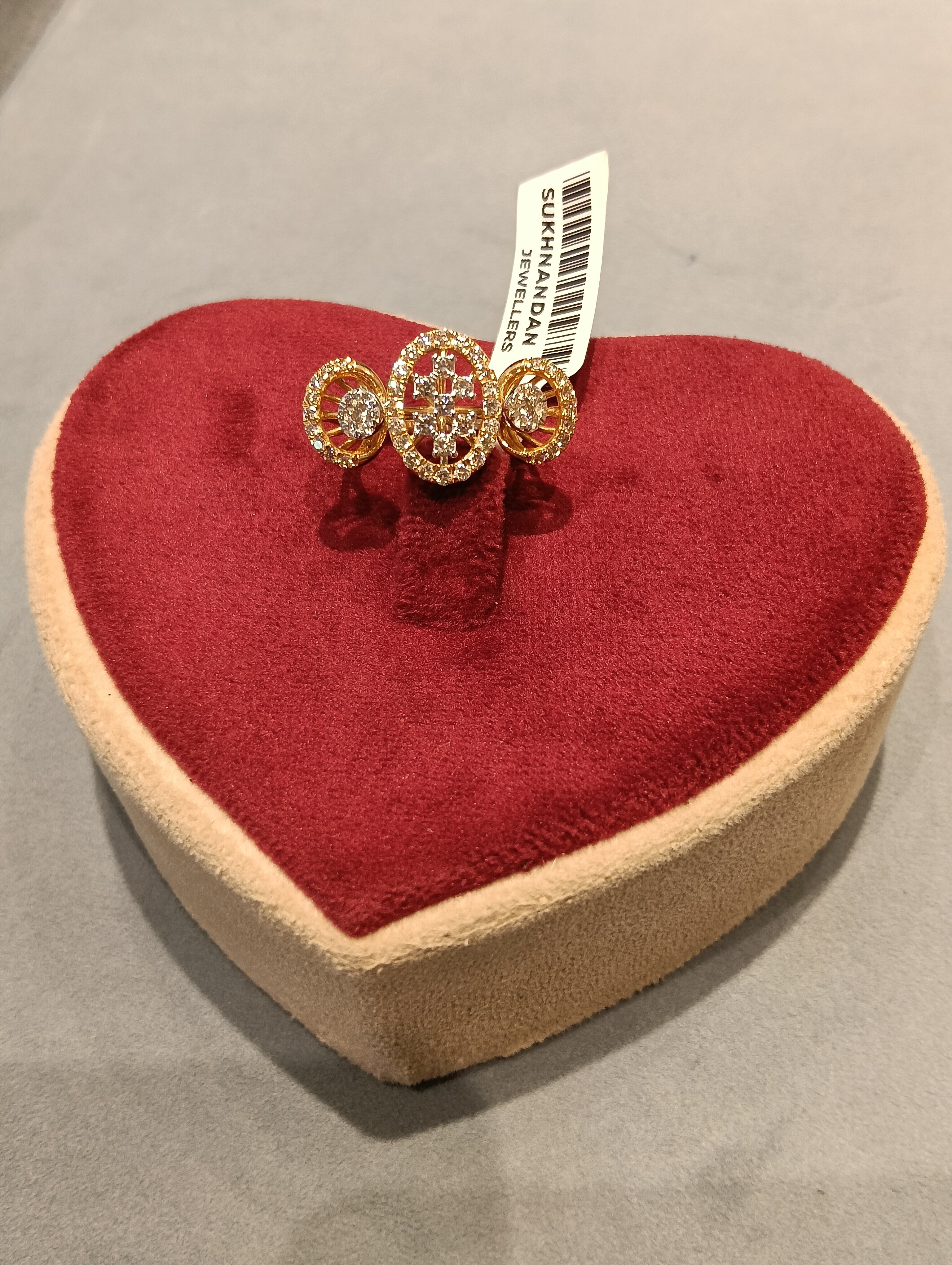 Diamond Ladies rings