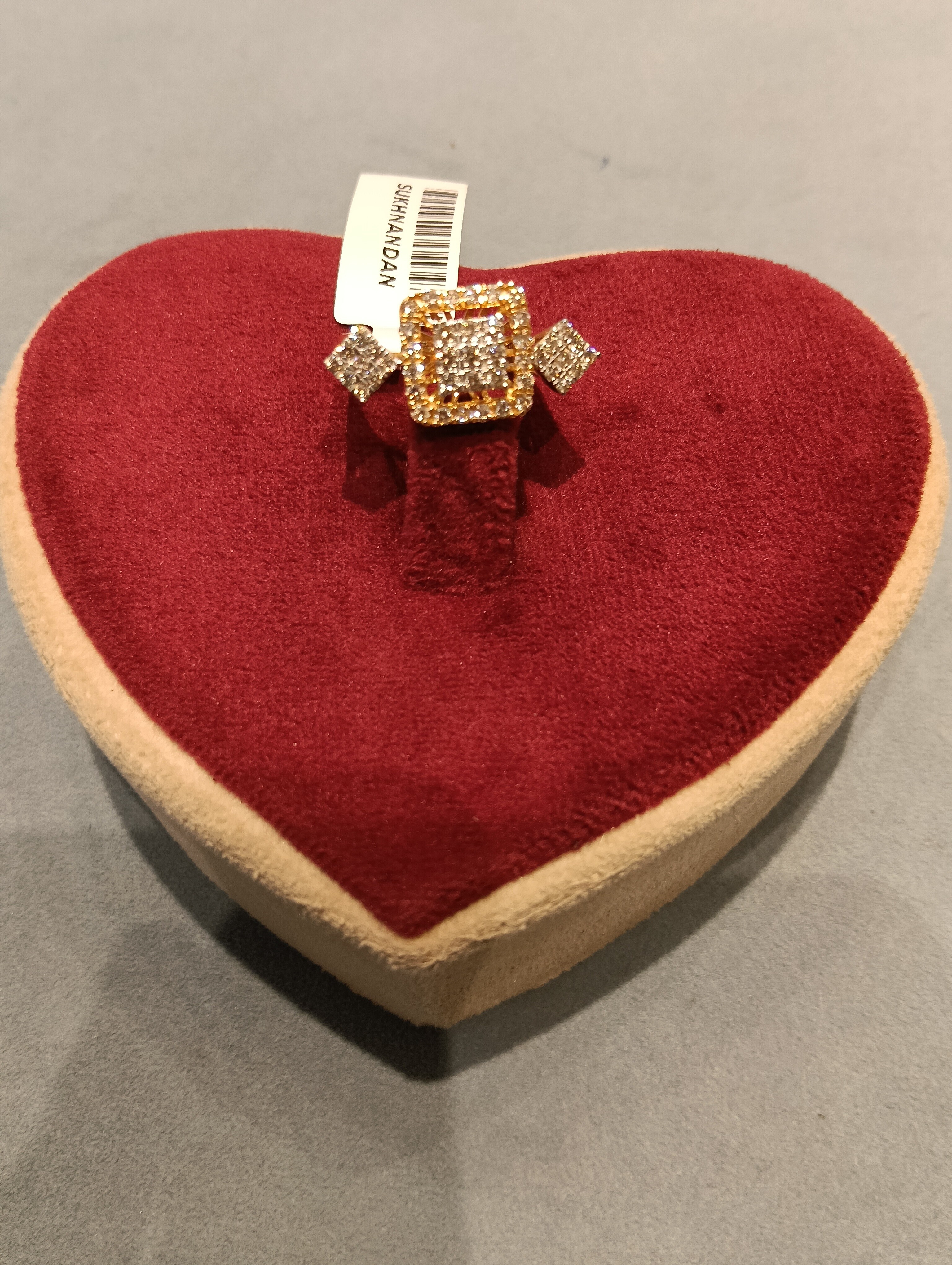Diamond Ladies rings