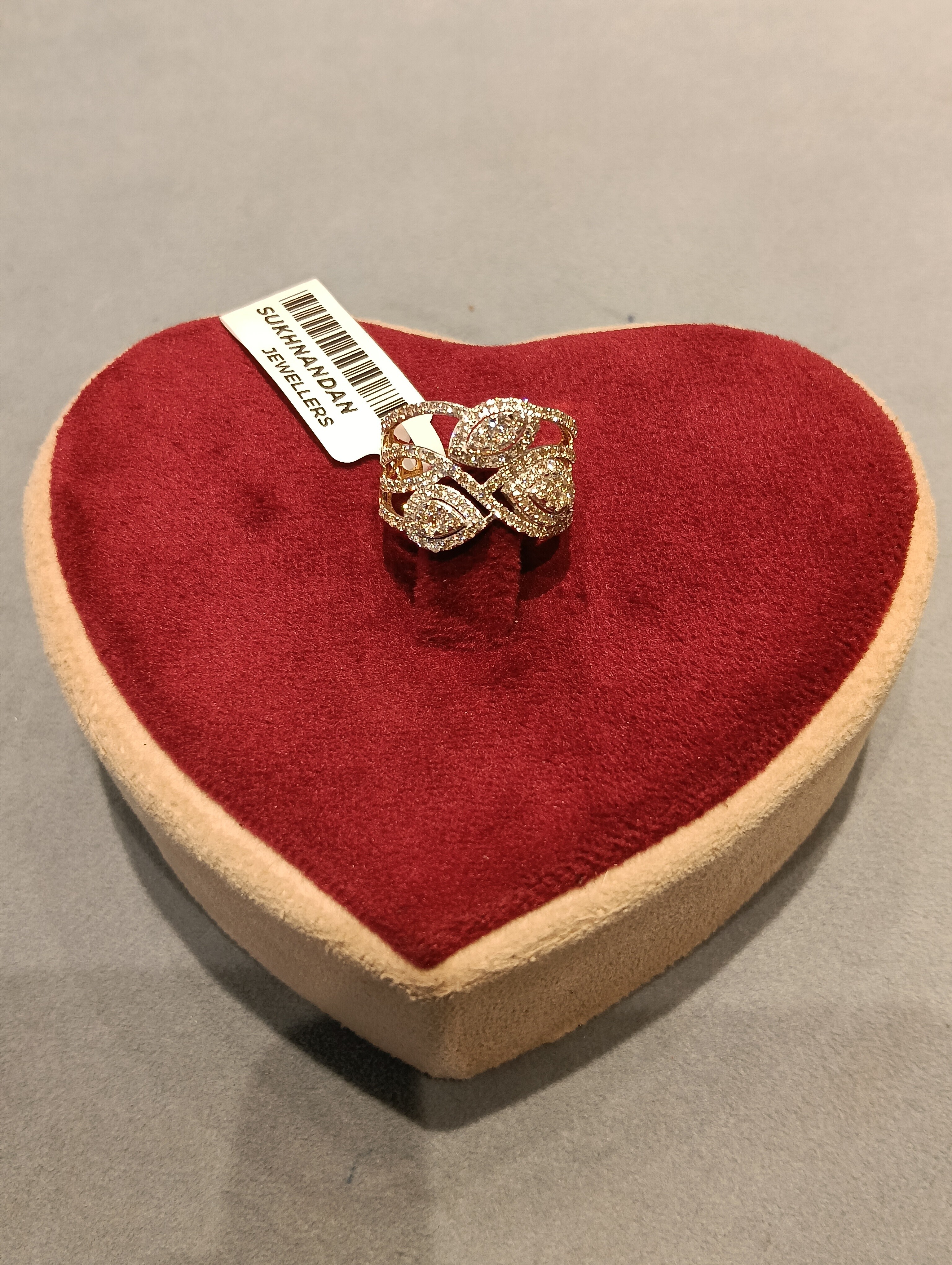 Diamond Ladies rings