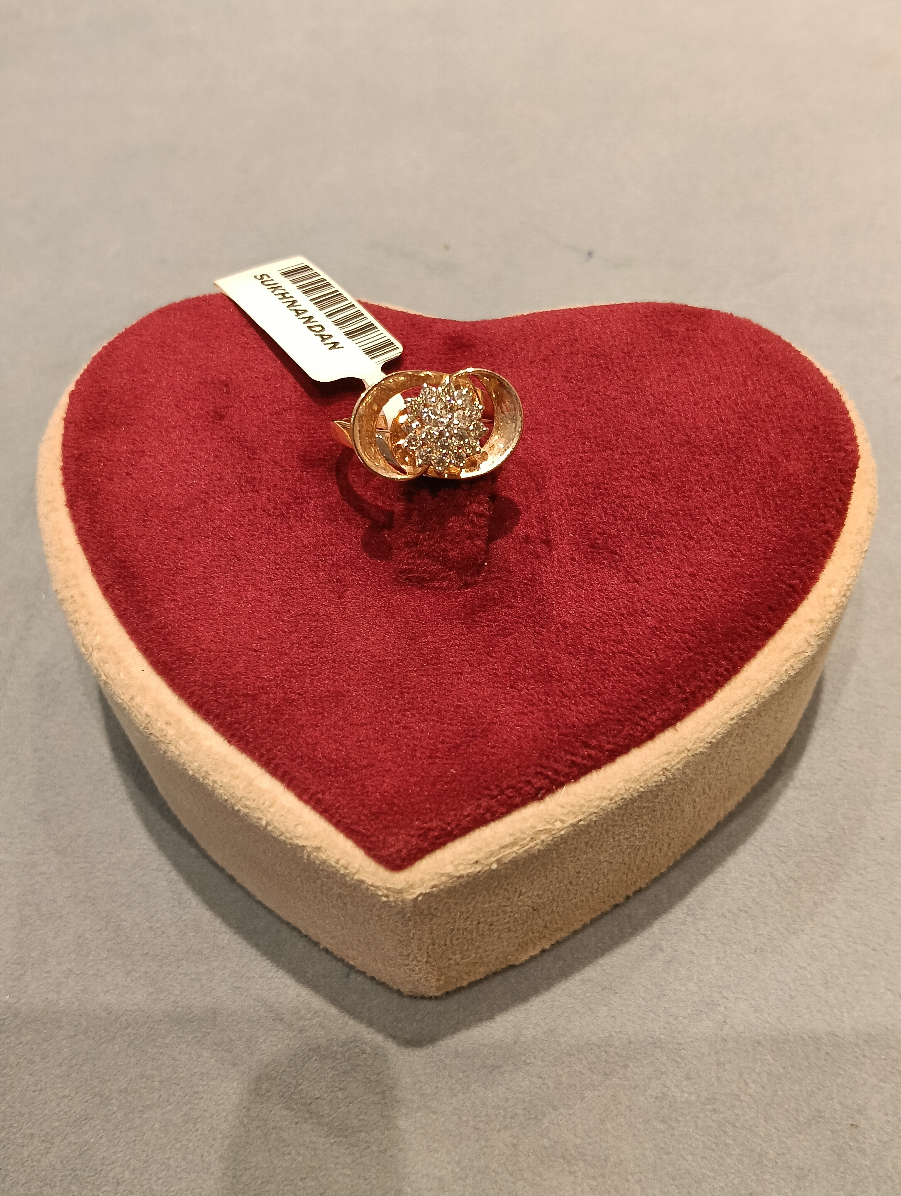 Diamond Ladies rings