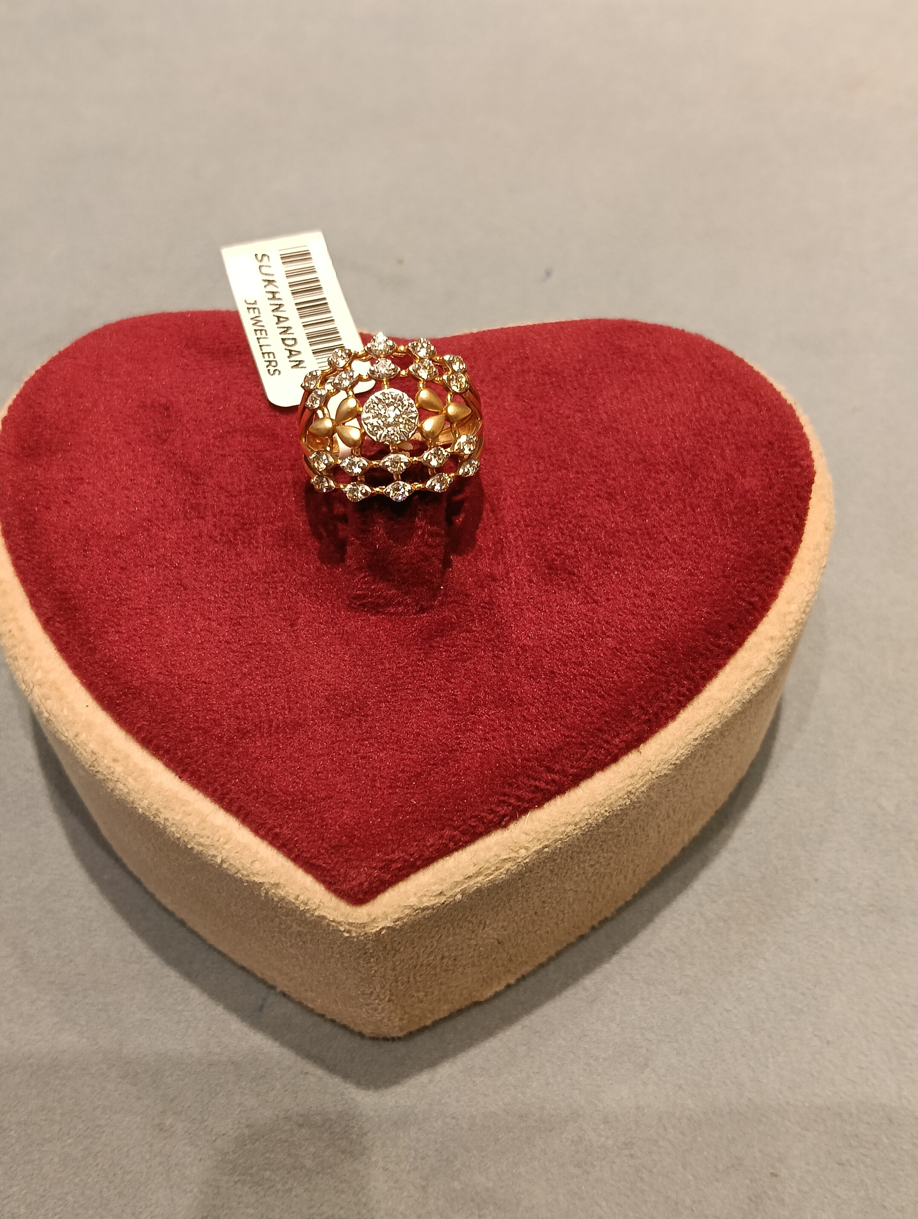 Diamond Ladies rings