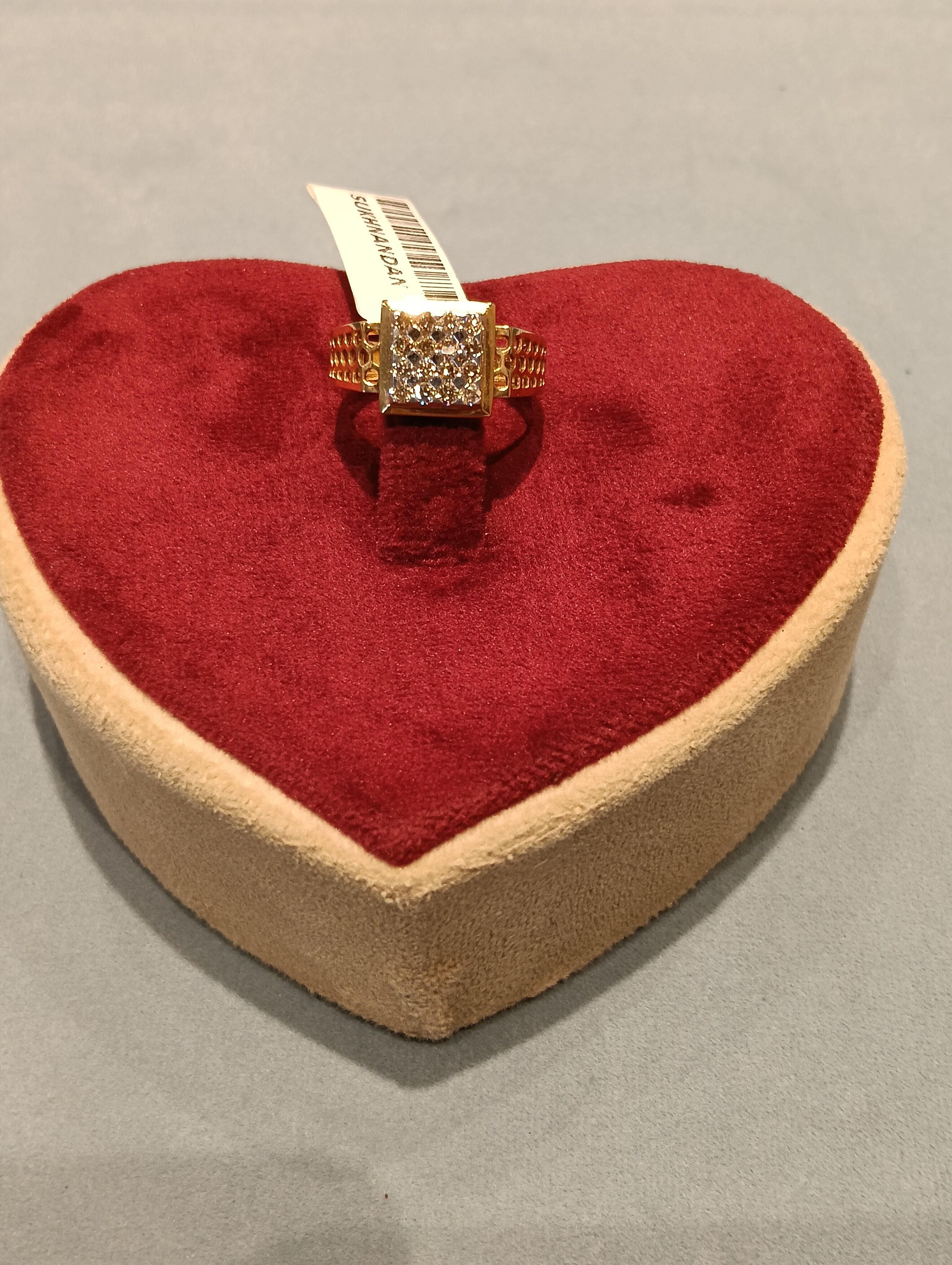 Diamond Gents rings