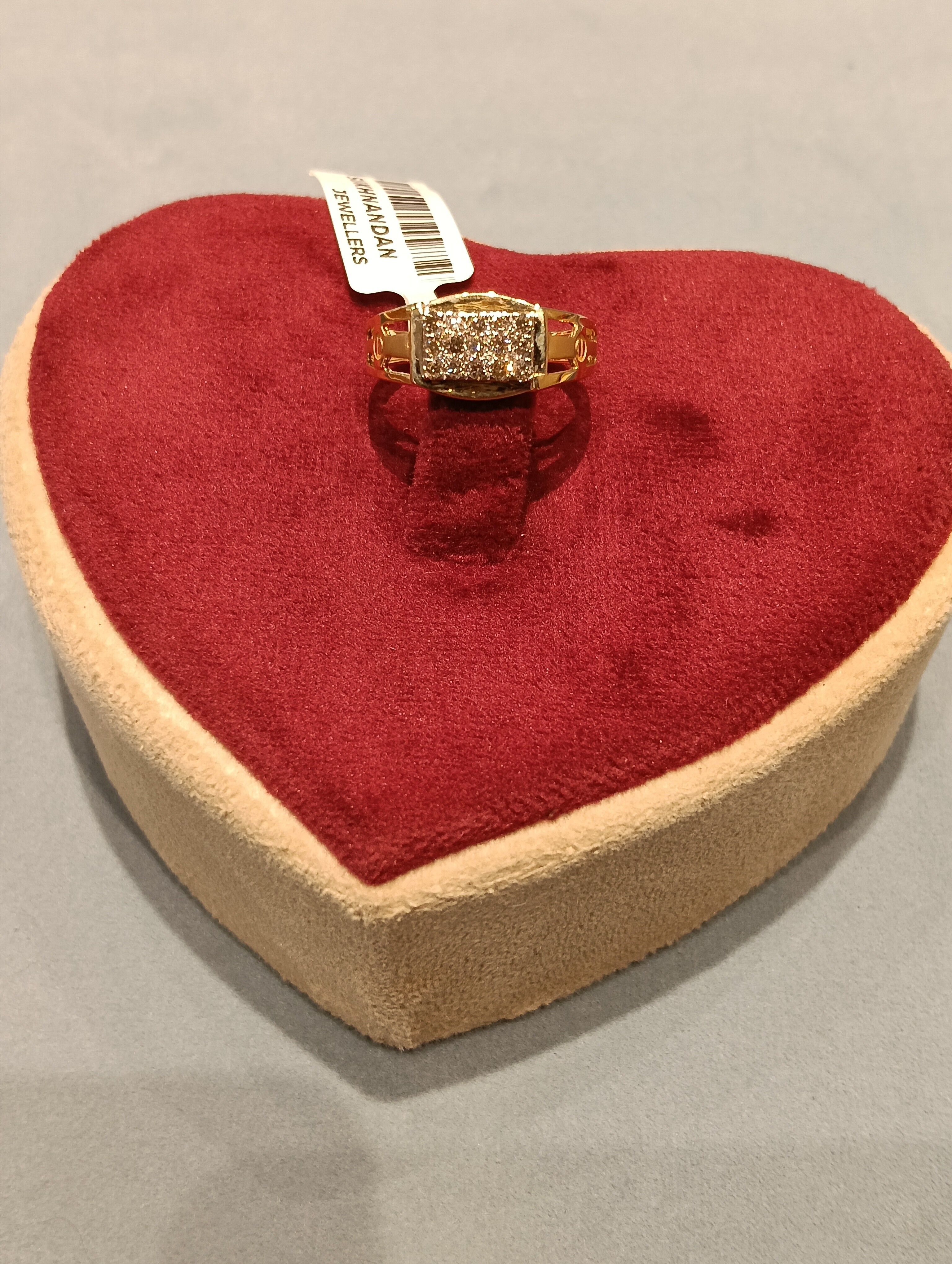 Diamond Gents rings