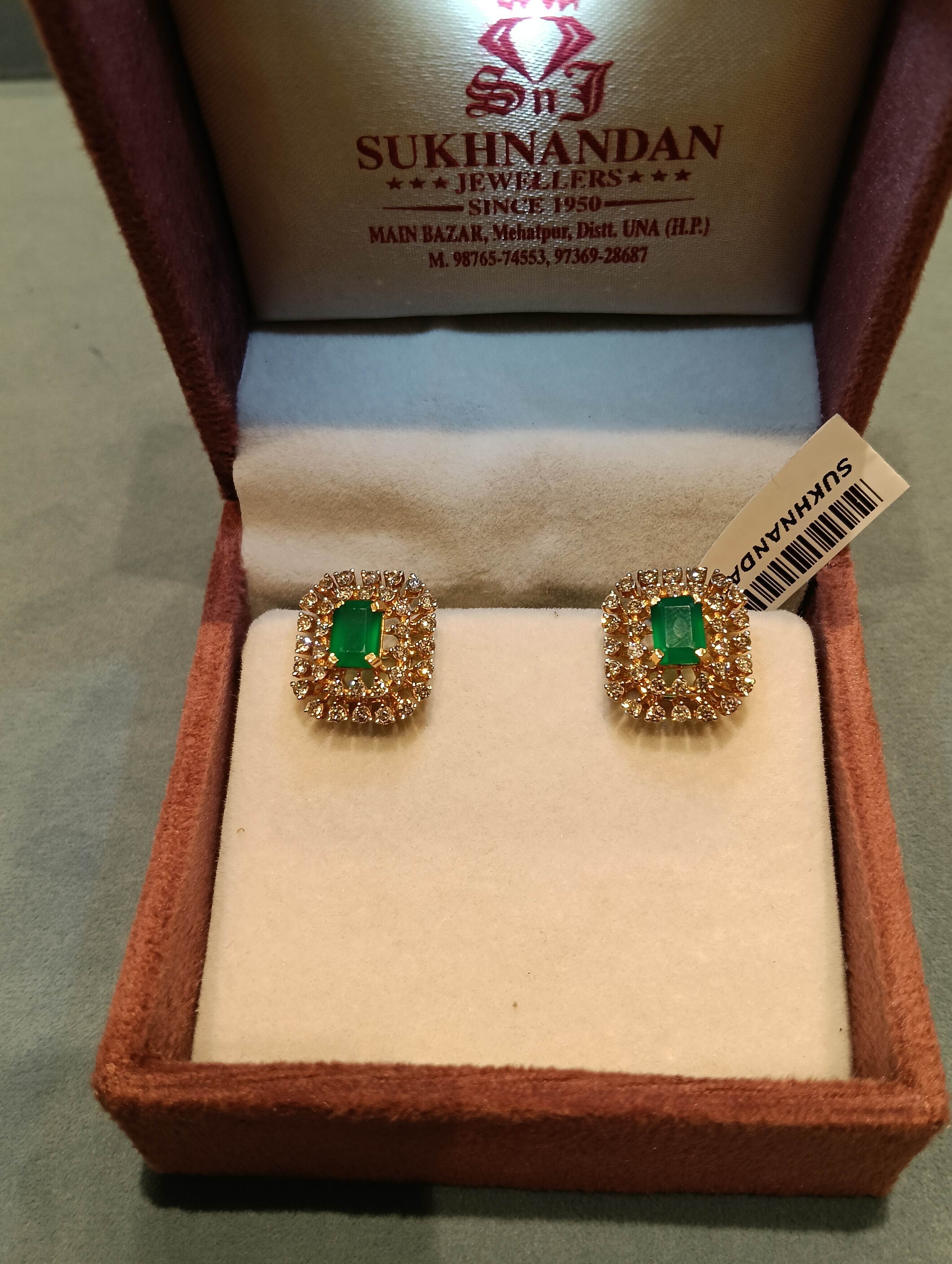 Diamond Tops