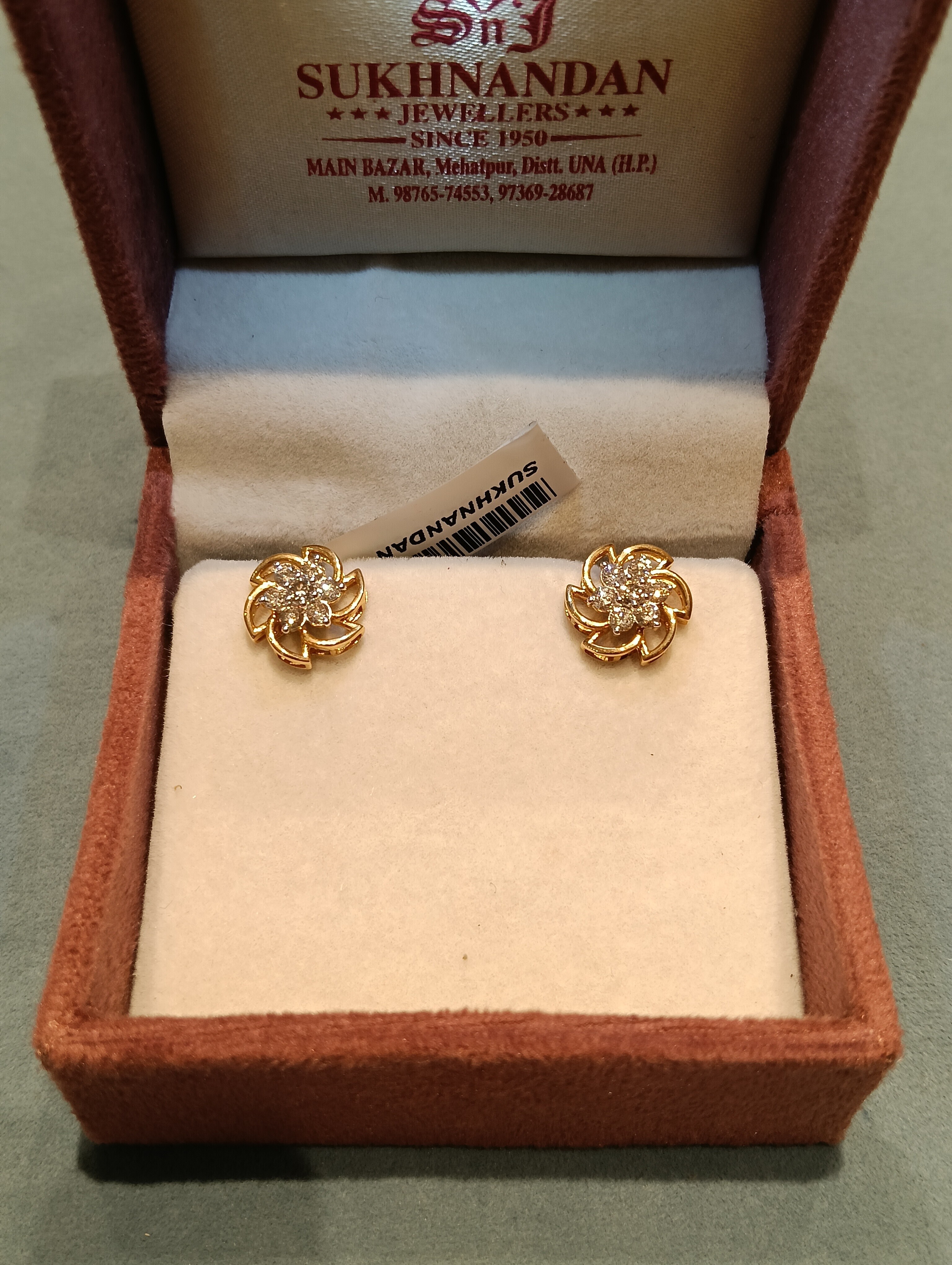 Diamond Tops