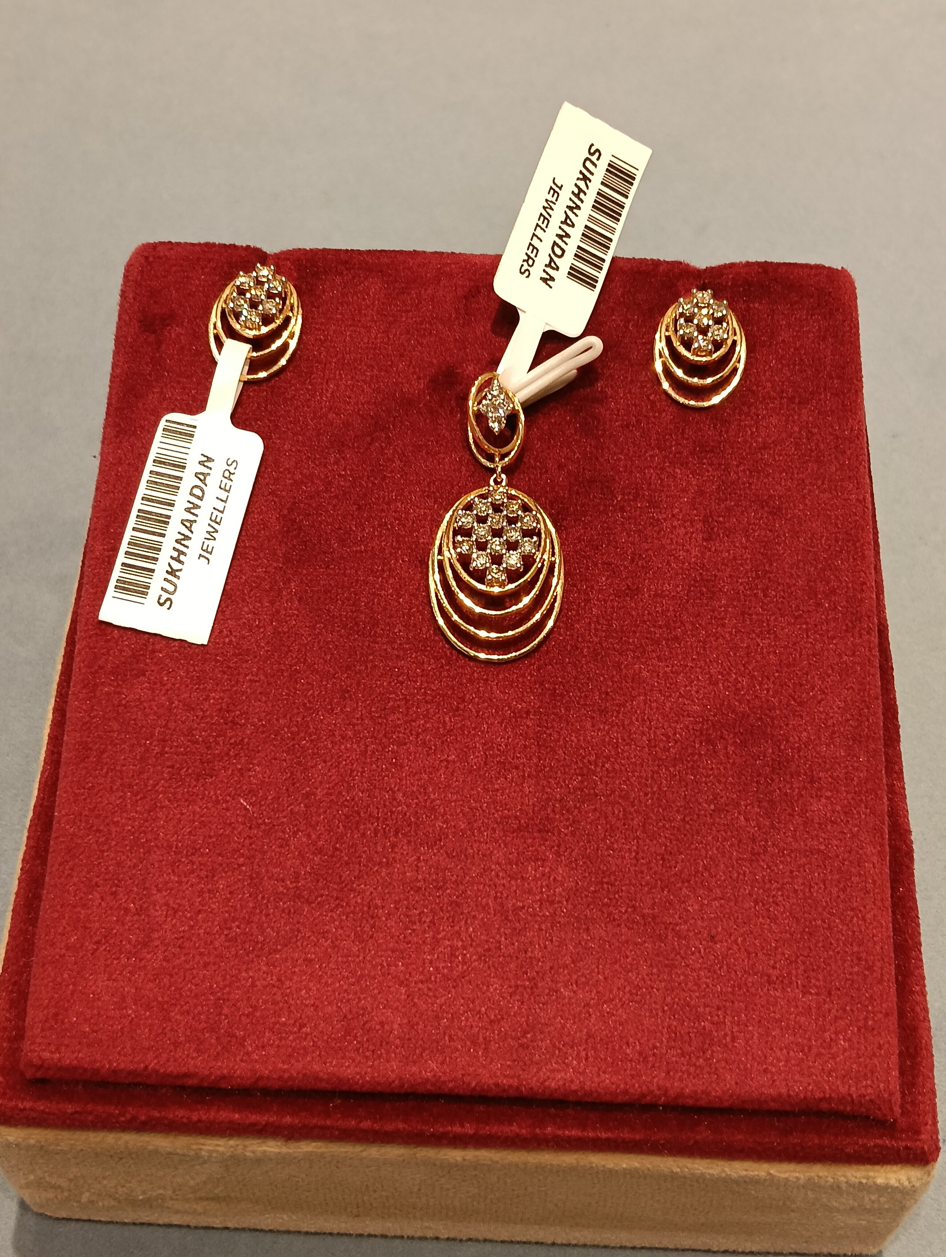 Diamond Pendant sets