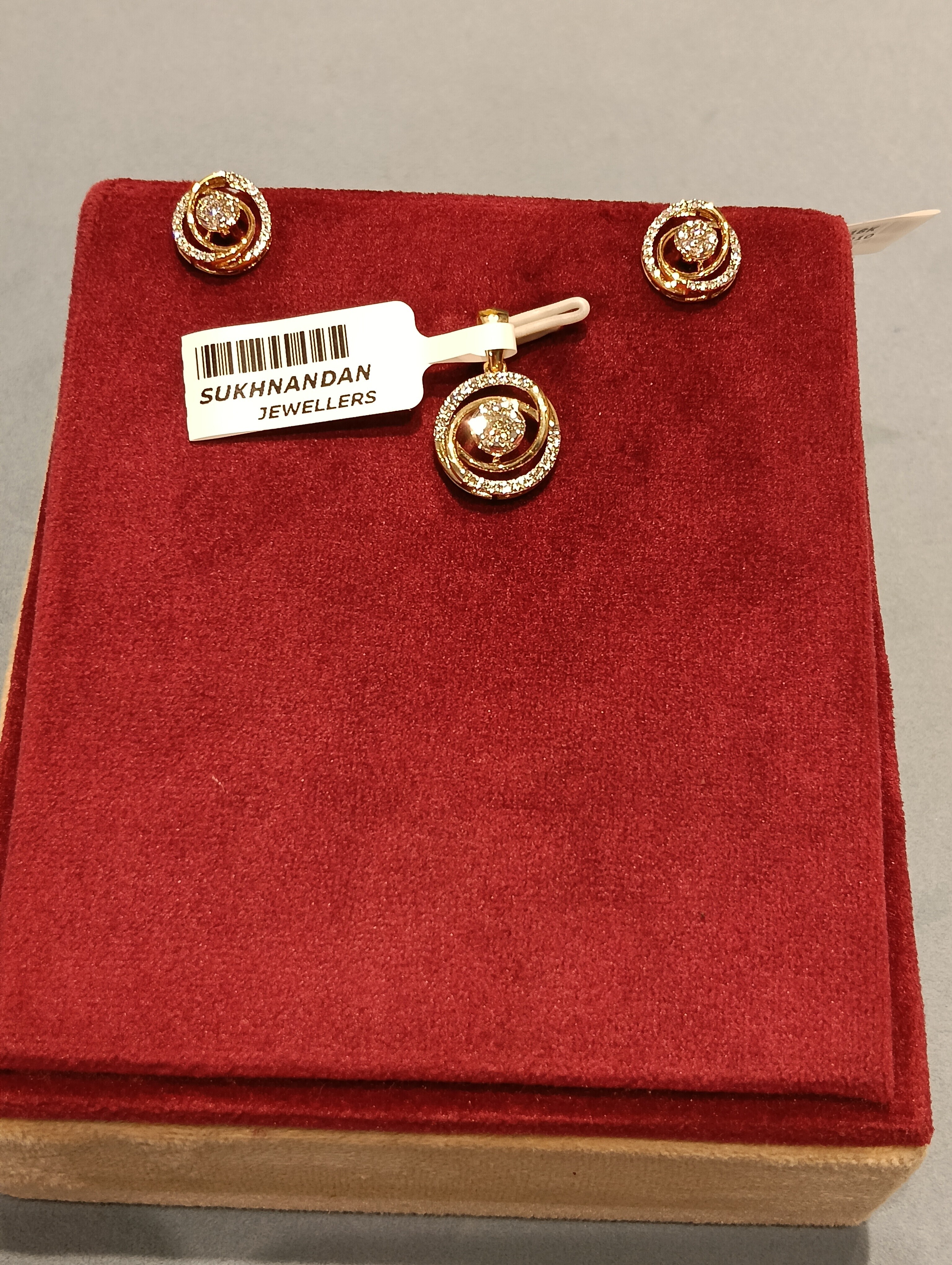Diamond Pendant sets