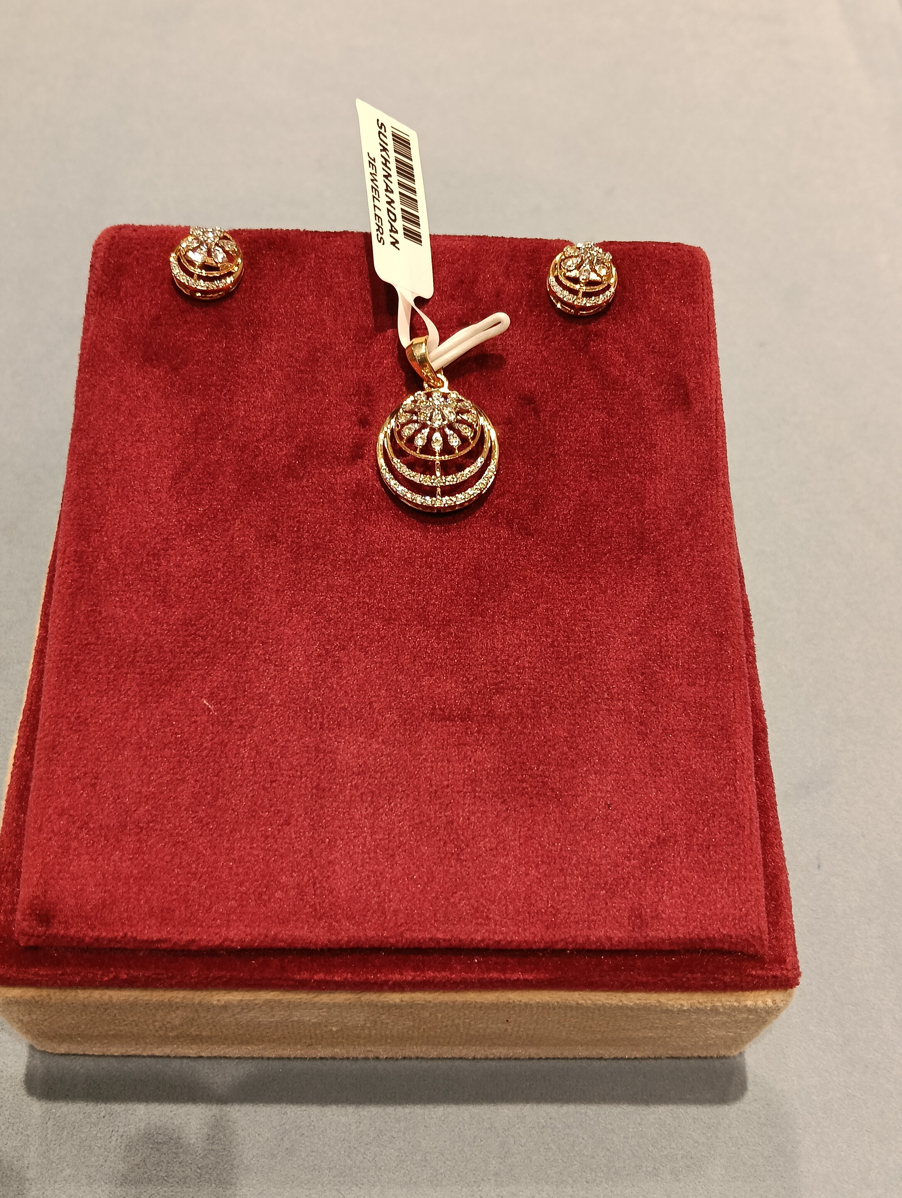 Diamond Pendant sets