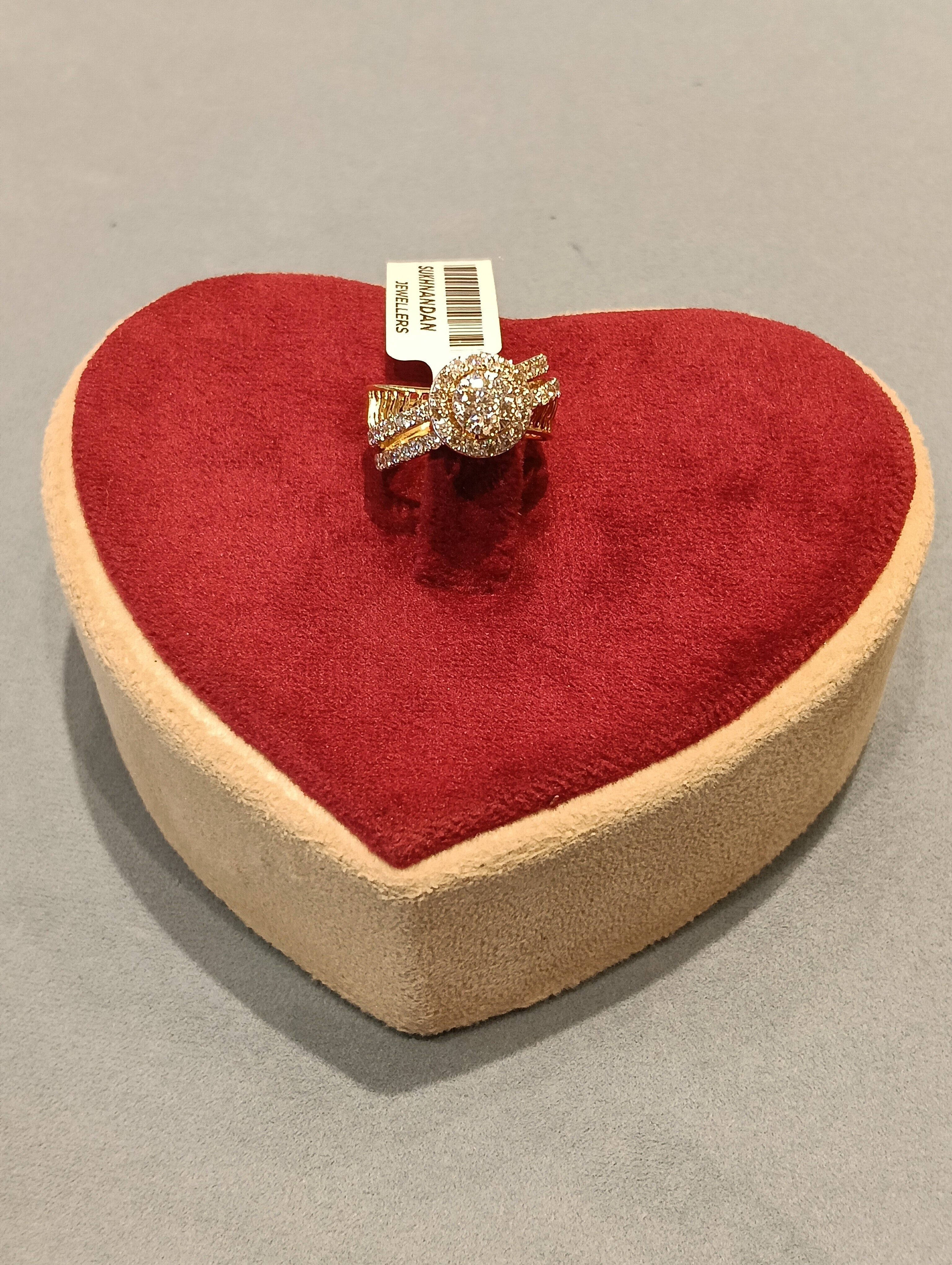 Diamond Ladies rings