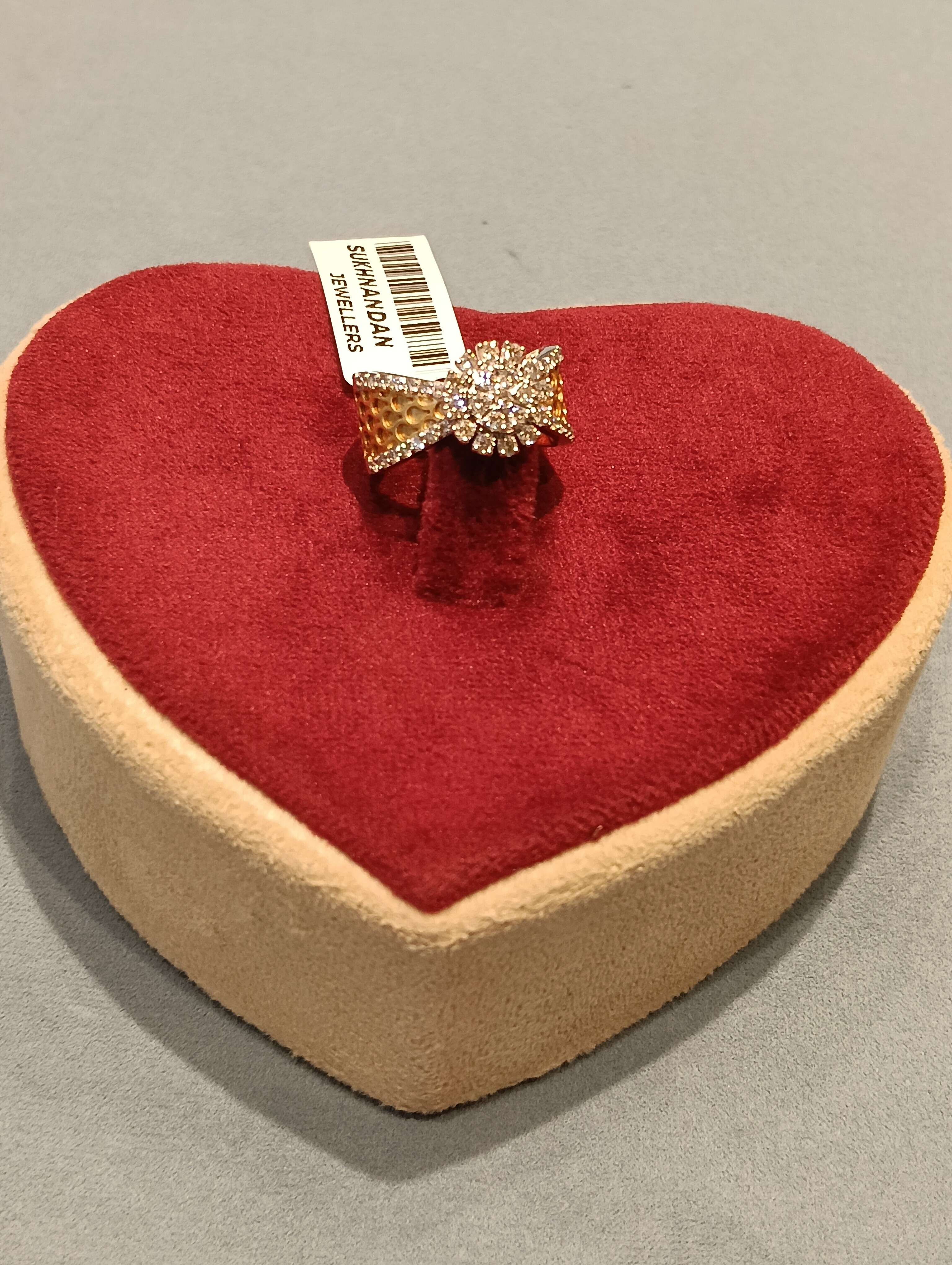 Diamond Ladies rings