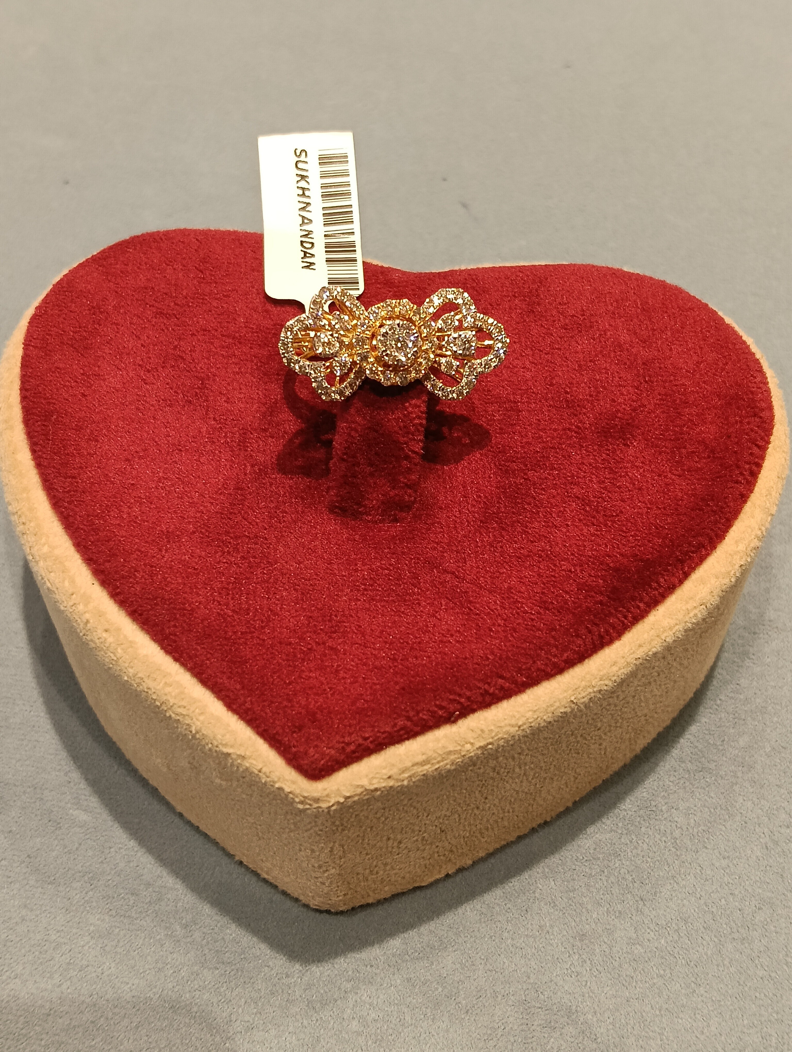 Diamond Ladies rings