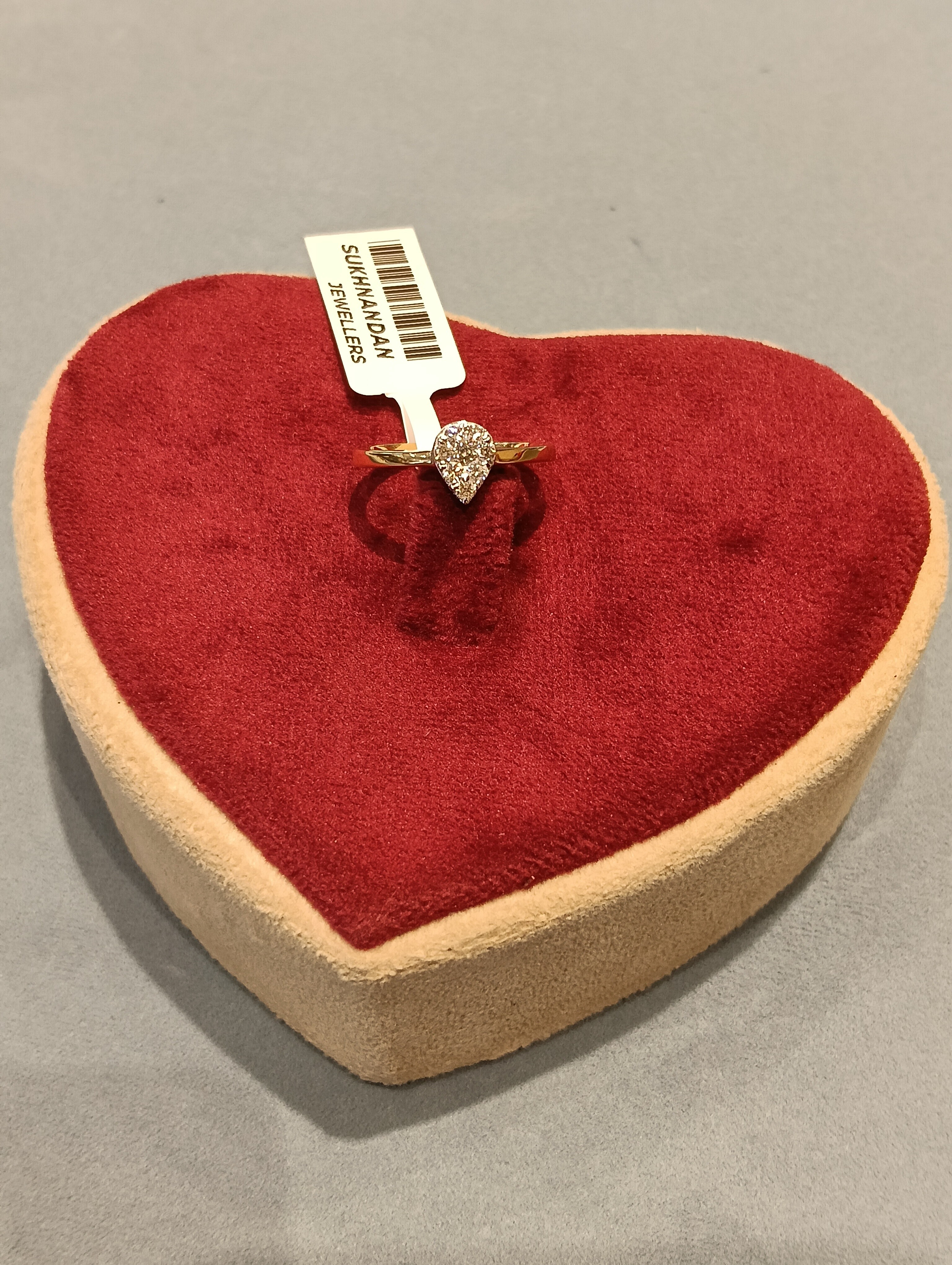 Diamond Ladies rings