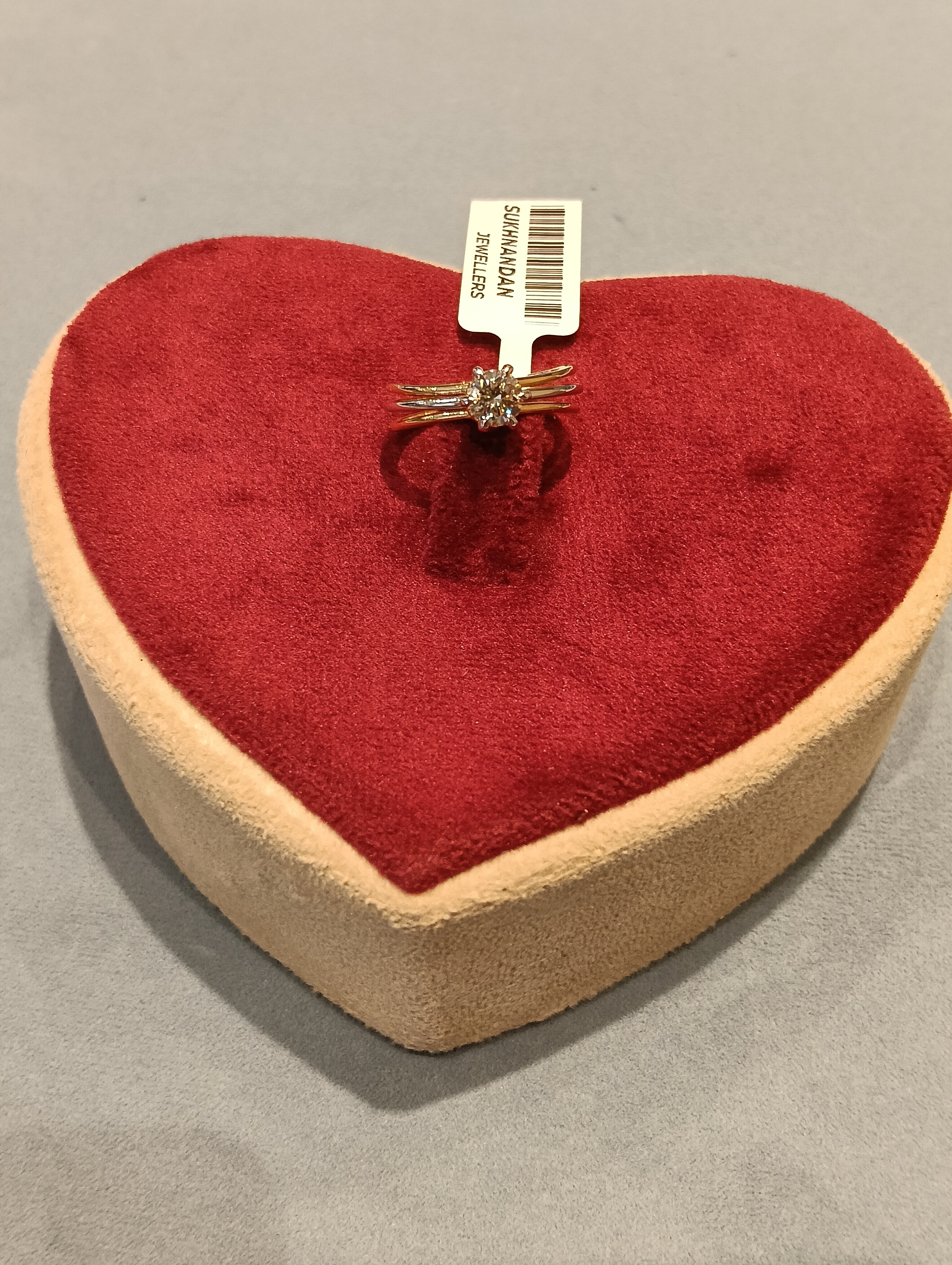 Diamond Ladies rings