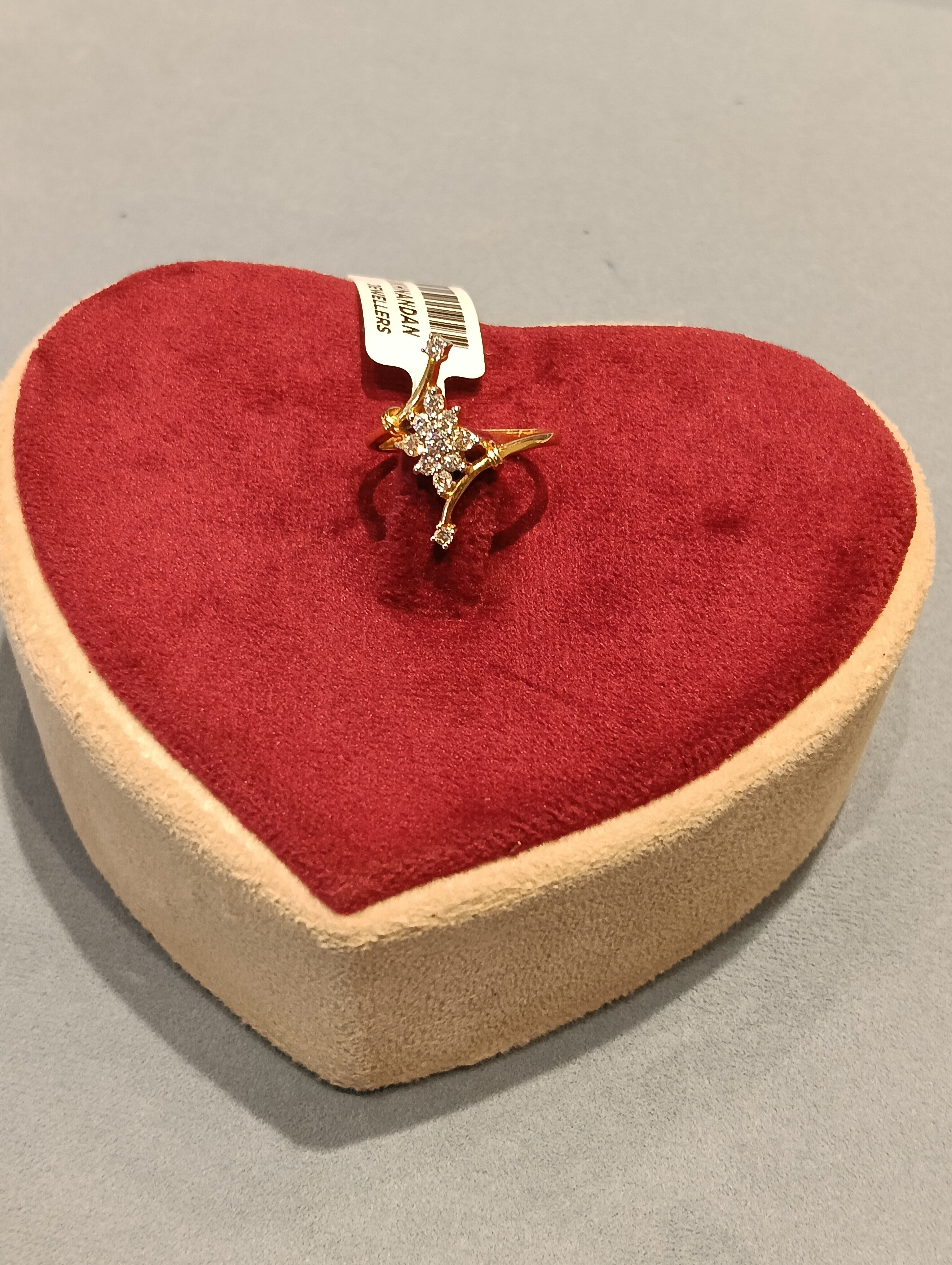 Diamond Ladies rings
