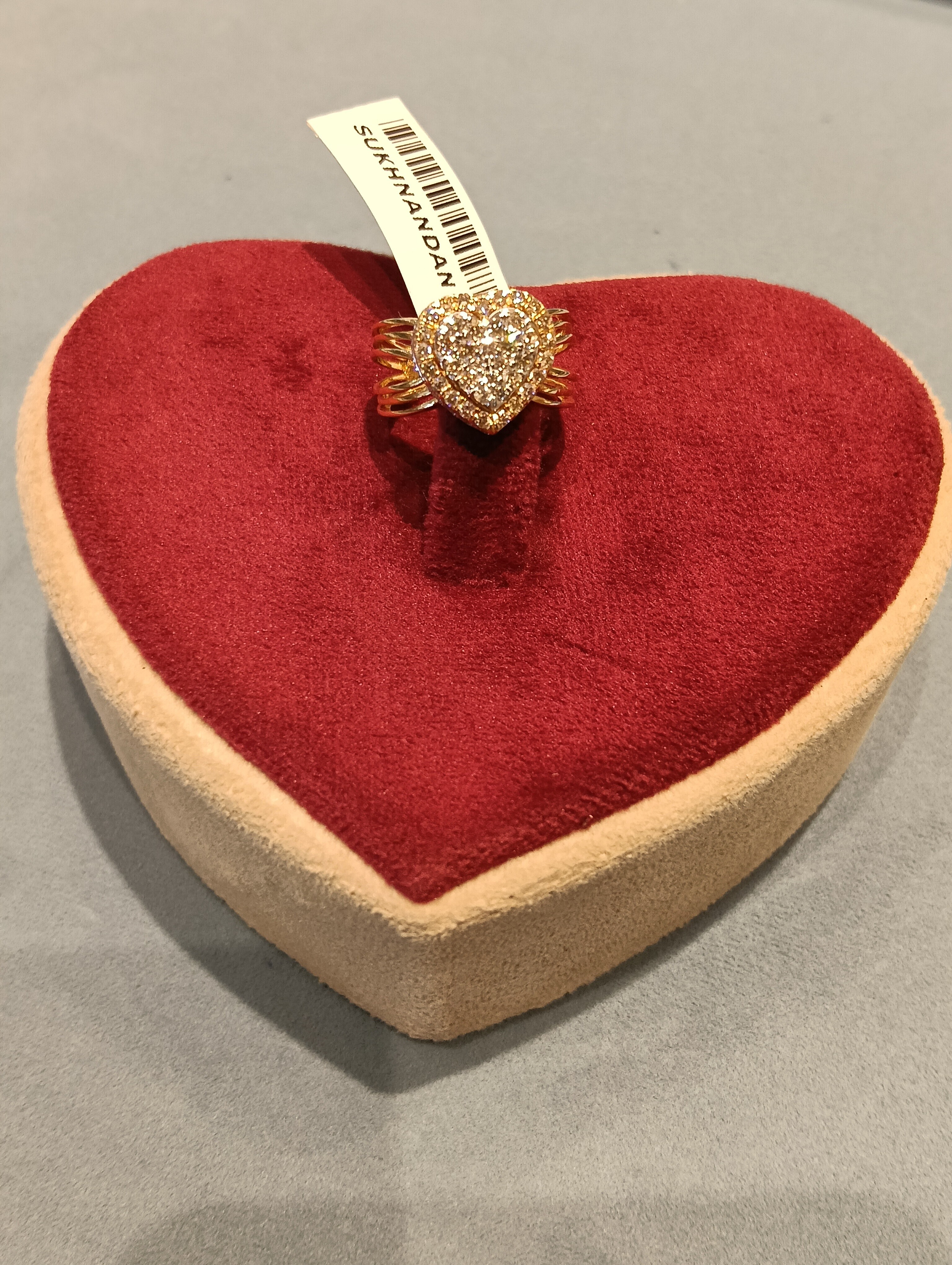 Diamond Ladies rings