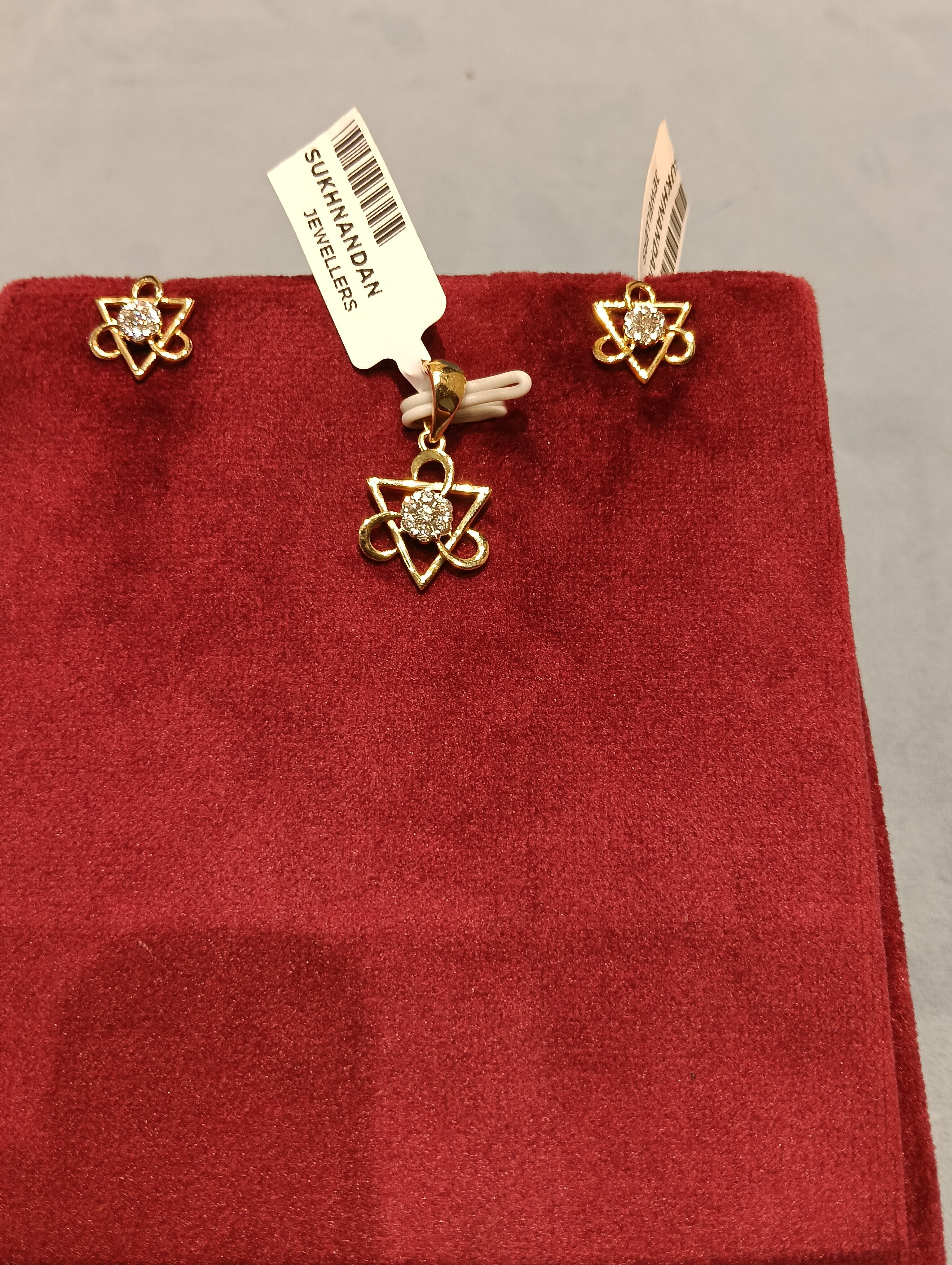 Diamond Pendant sets