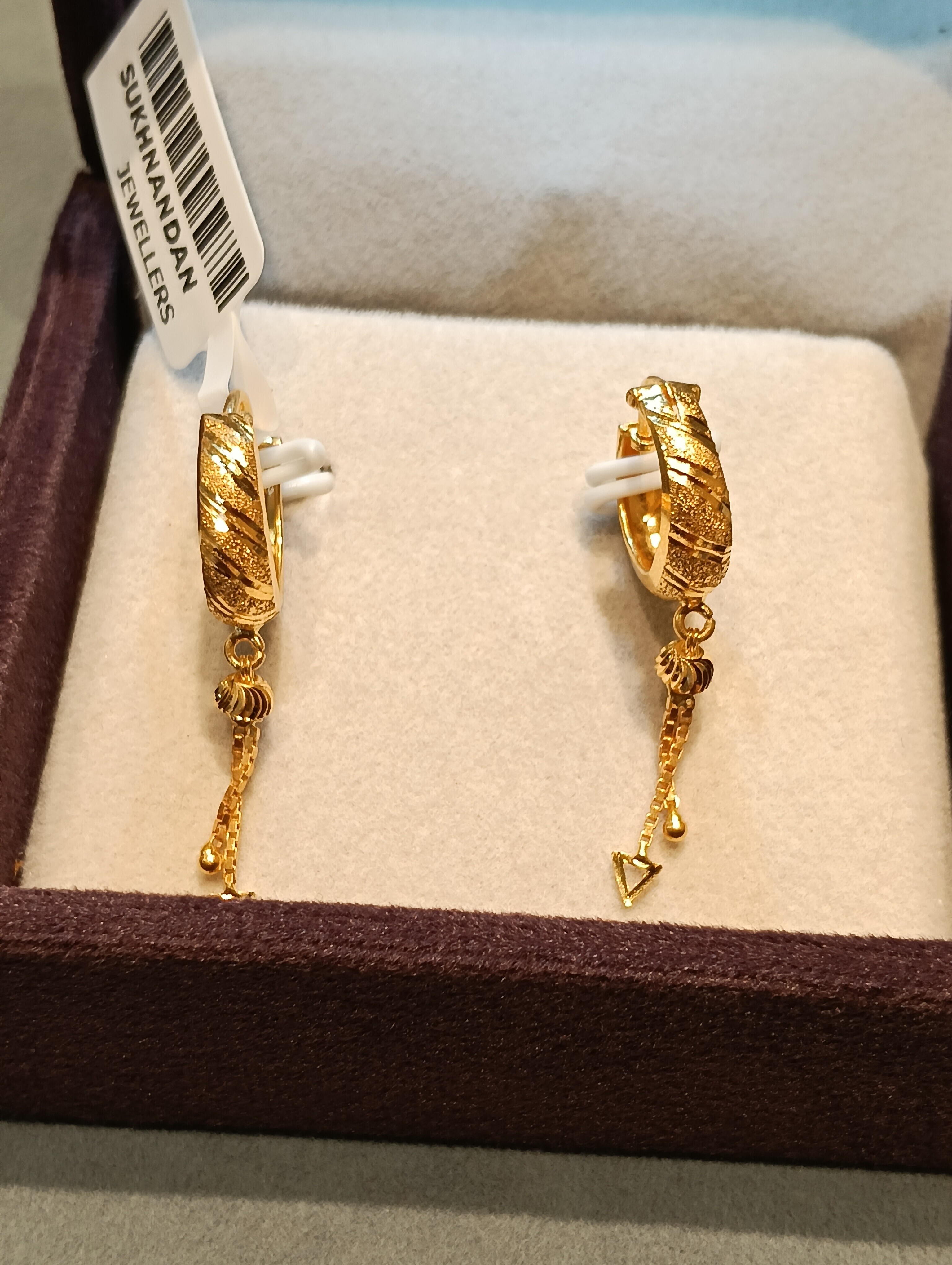 Ear rings